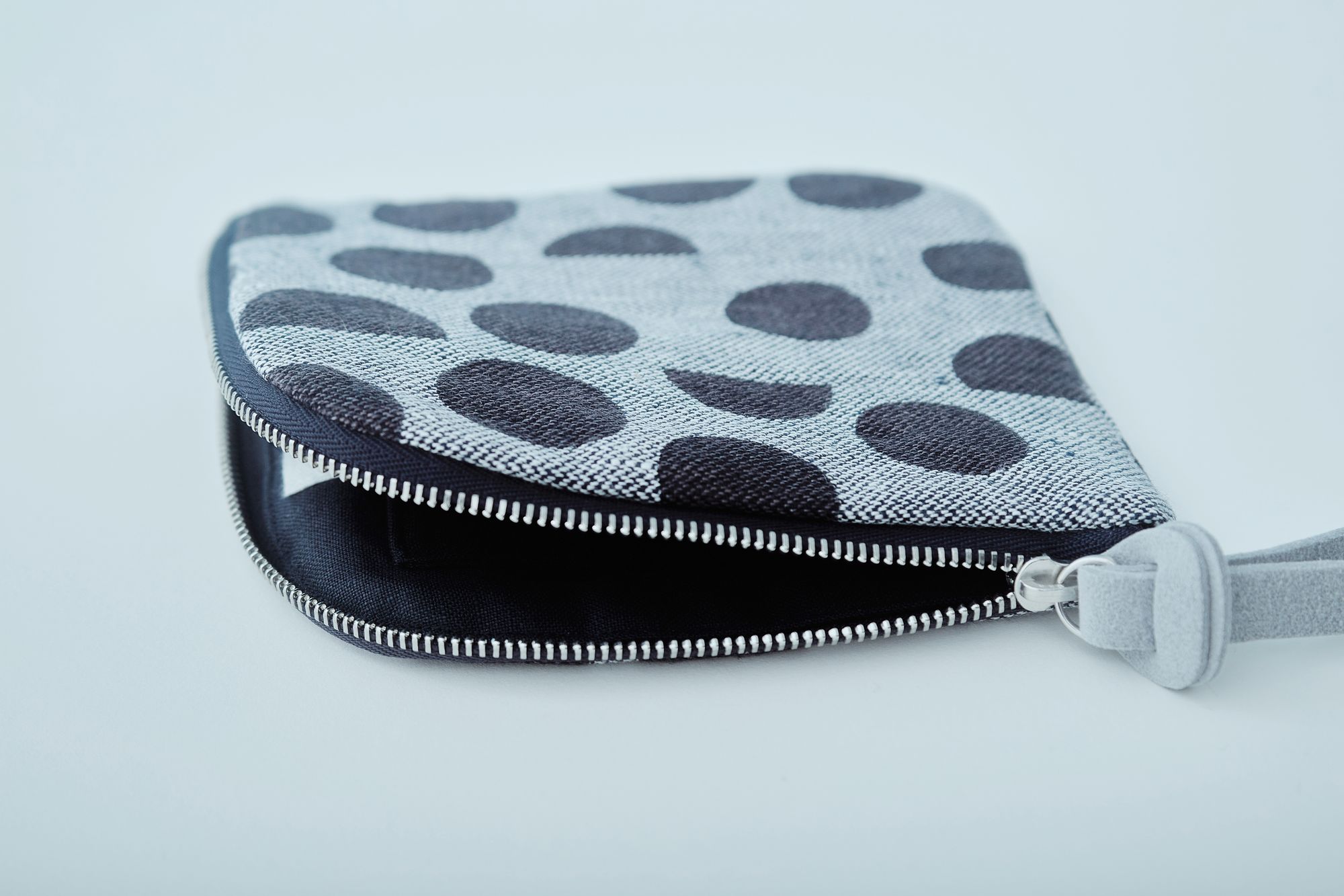 ミナペルホネン　trippie トリッピー　ポーチ　ポンピア palkeet trippie - minä perhonen