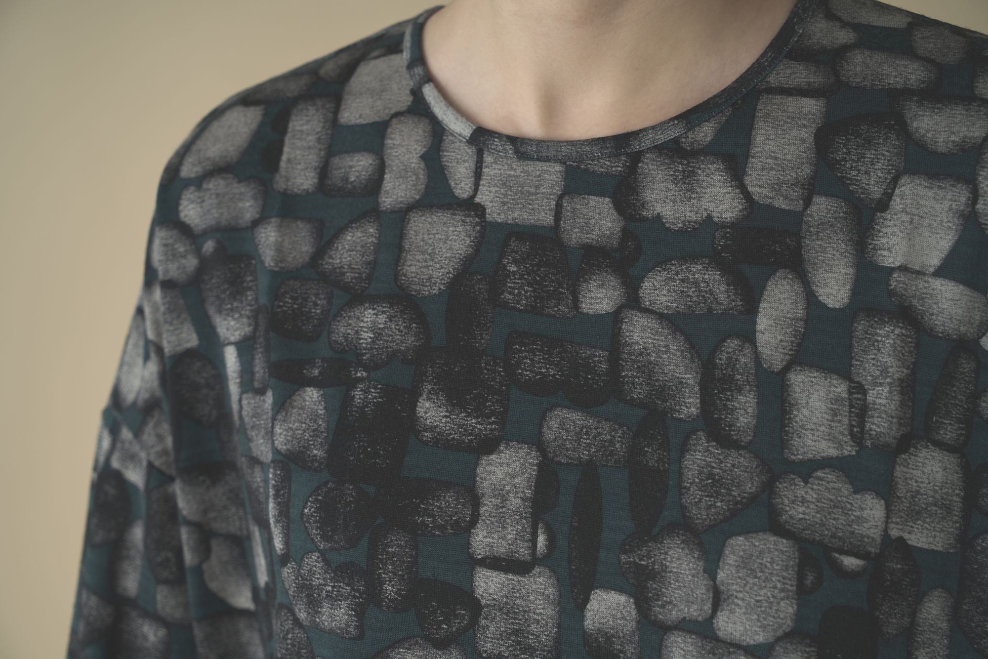 kivi カットソー - minä perhonen