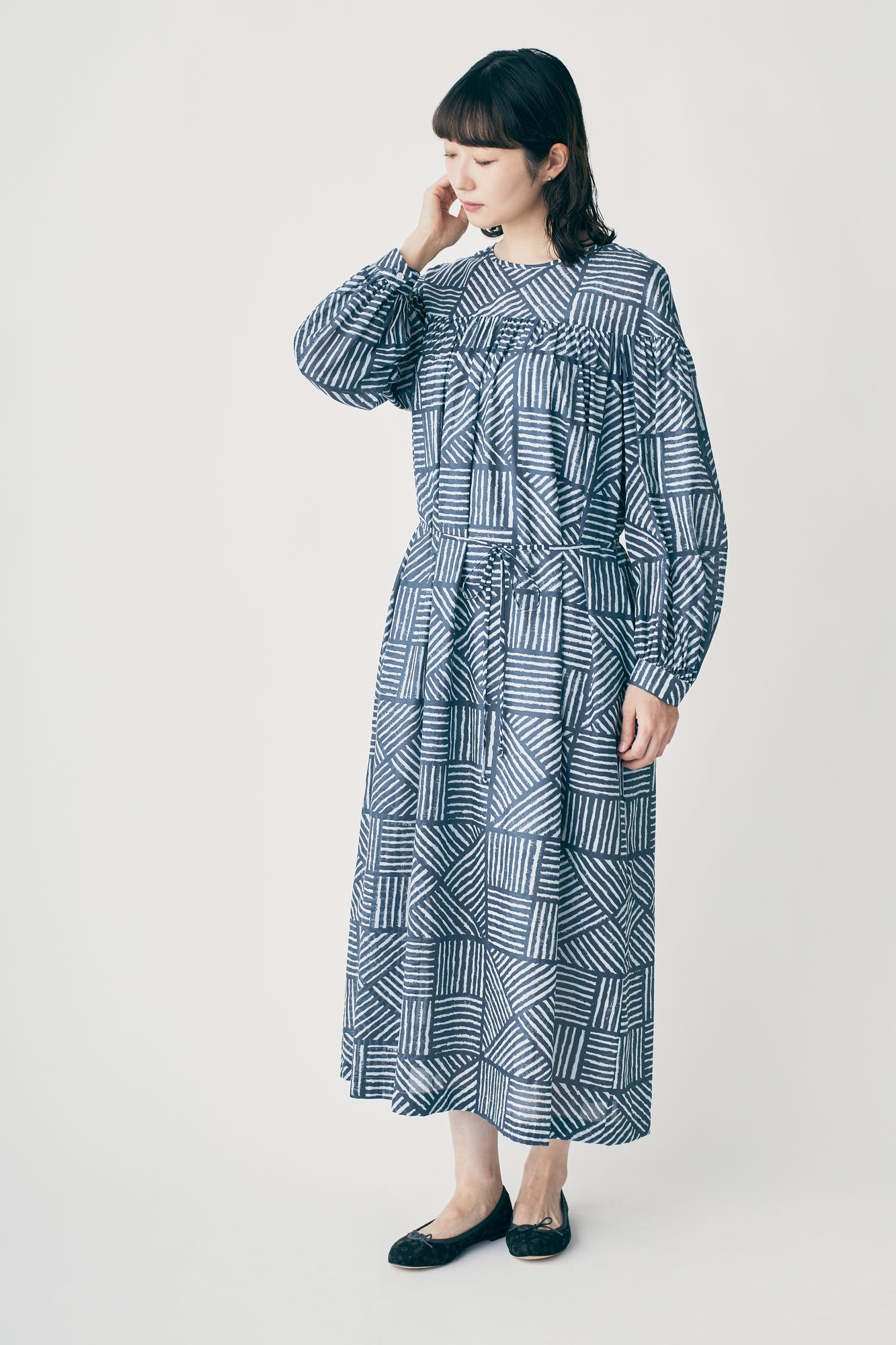 ミナペルホネン hanakaze ドレス グレー 38 panier ギャザードレス - minä perhonen