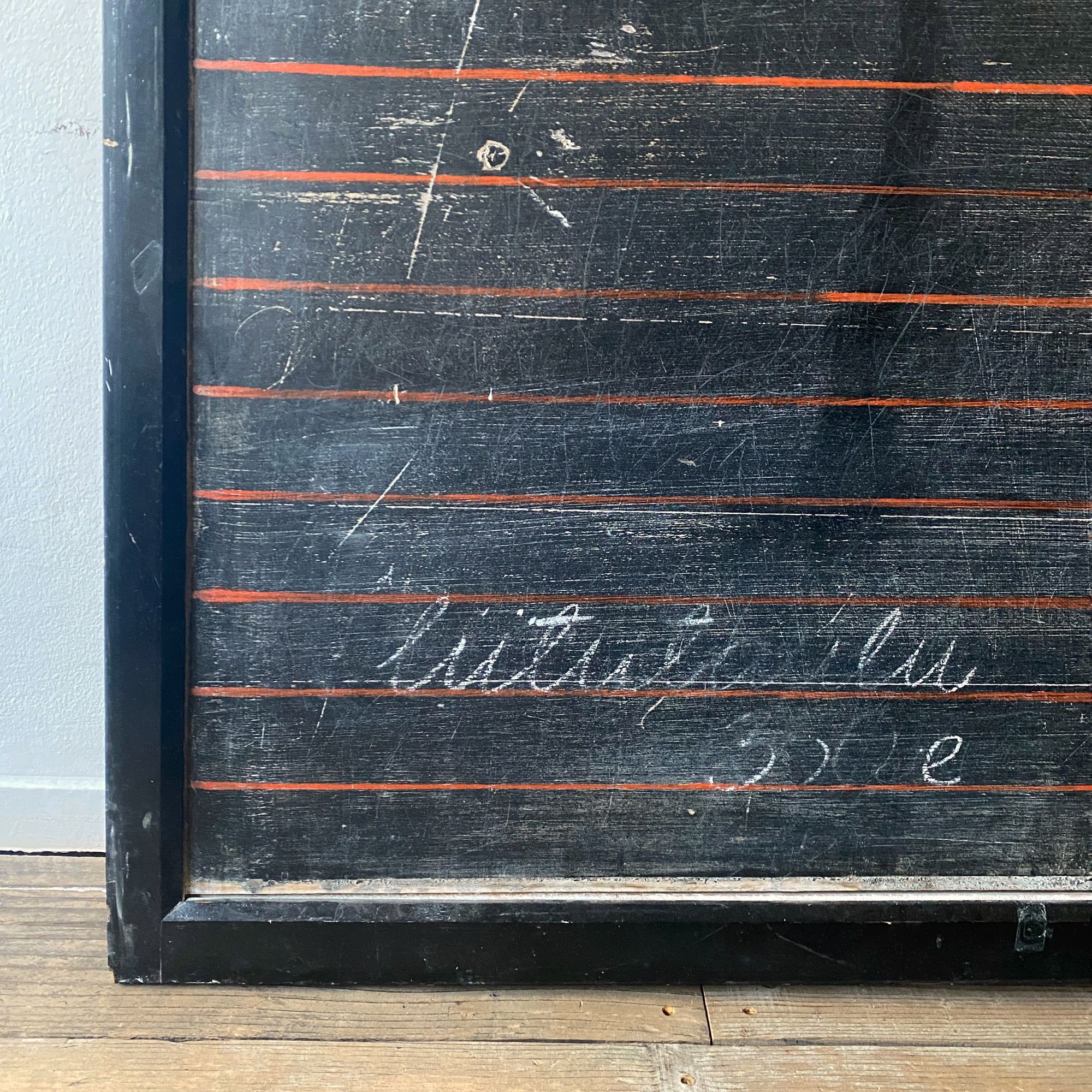 Blackboard - minä perhonen