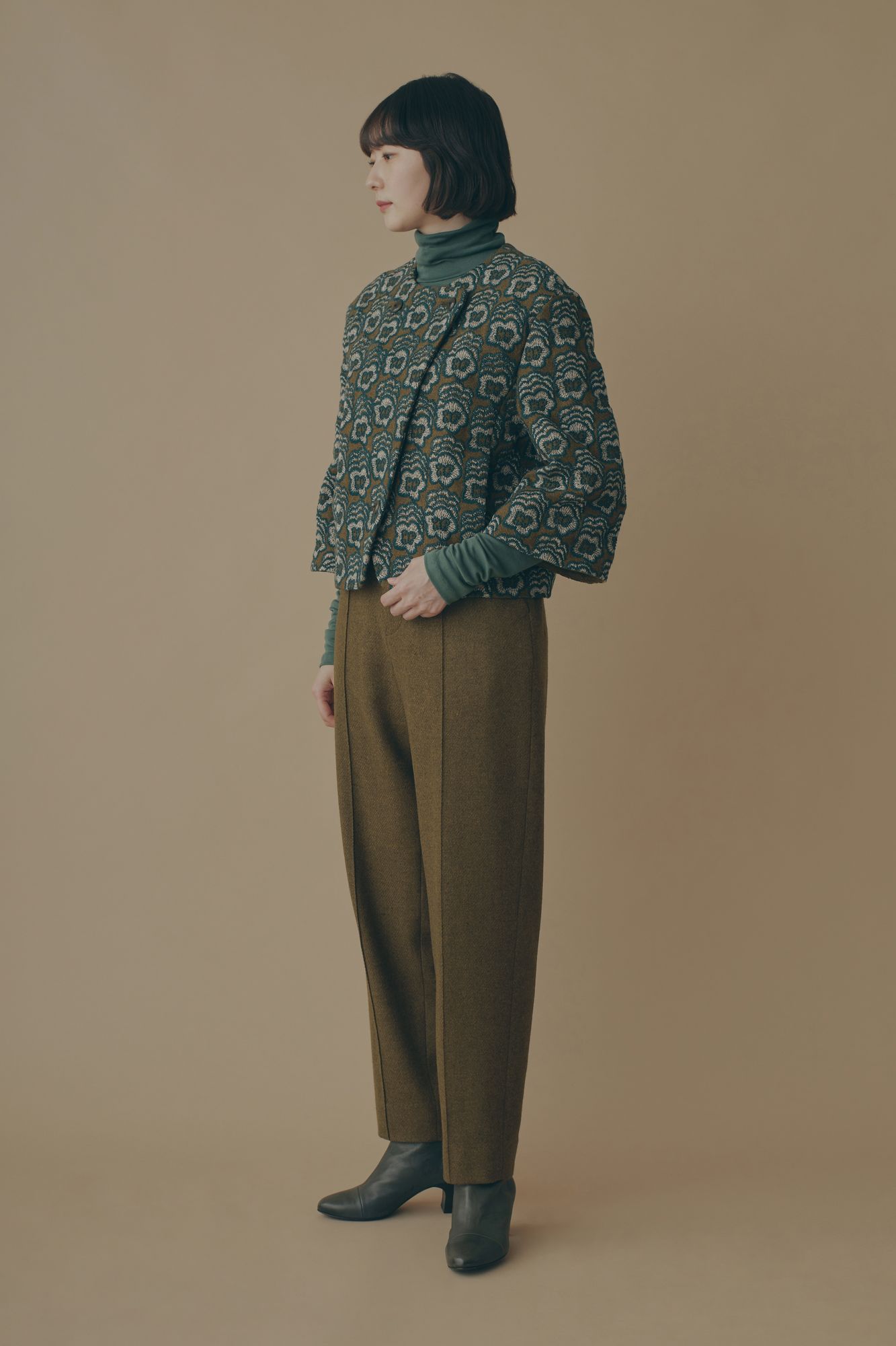 MINÄ PERHONEN オリーブ刺繍パンツ maa パンツ - minä perhonen