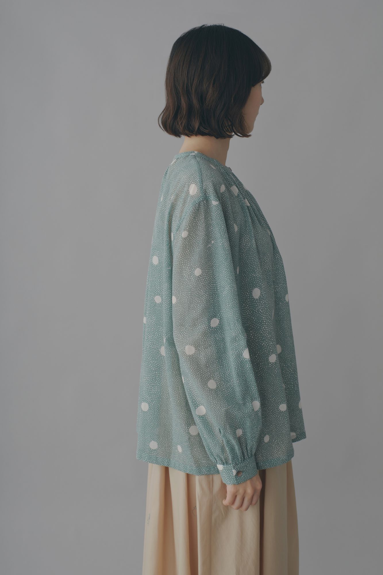 skum ギャザーブラウス - minä perhonen