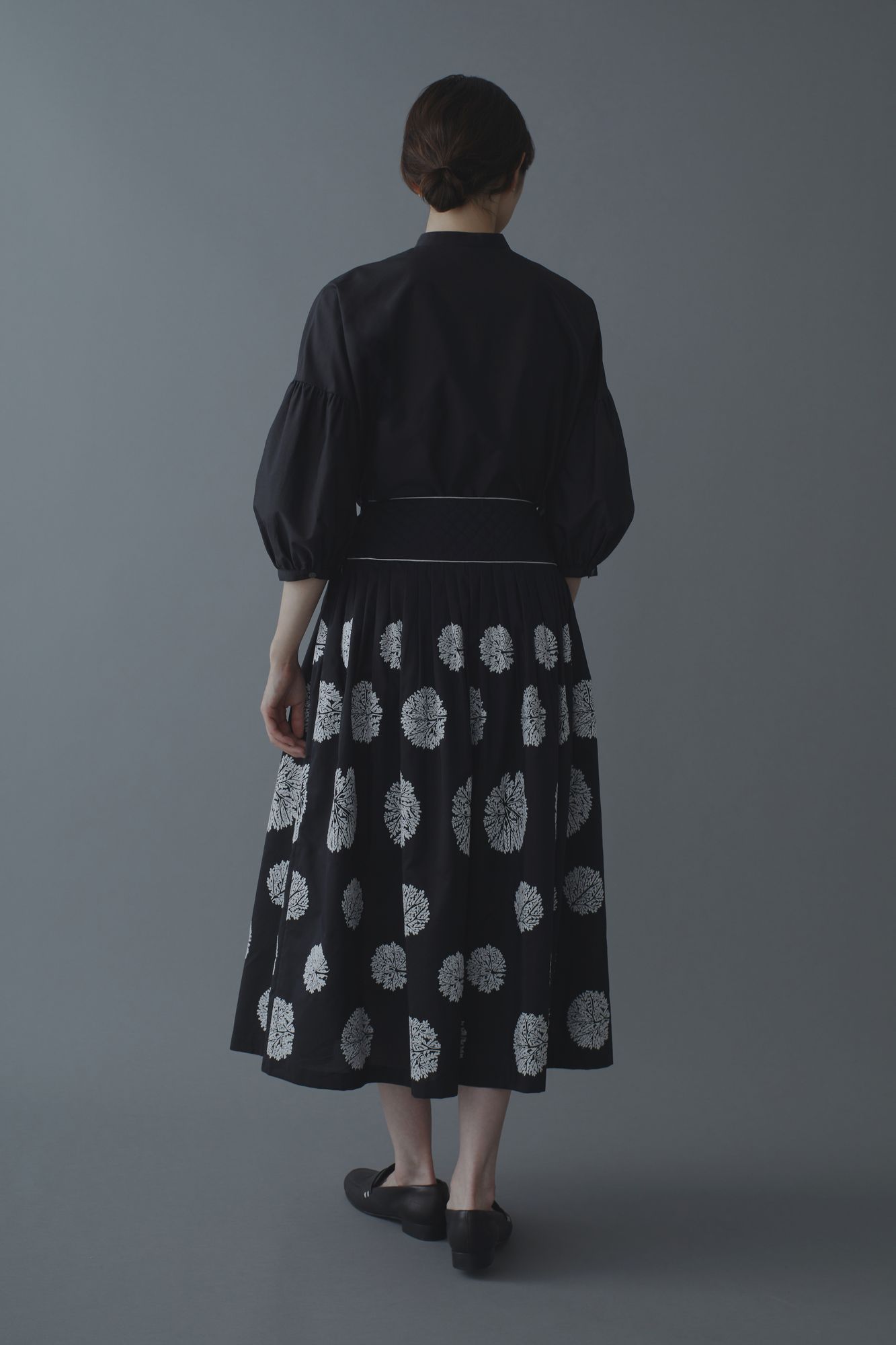 ミナペルホネン　forest village ウールスカート forest dot タックスカート - minä perhonen