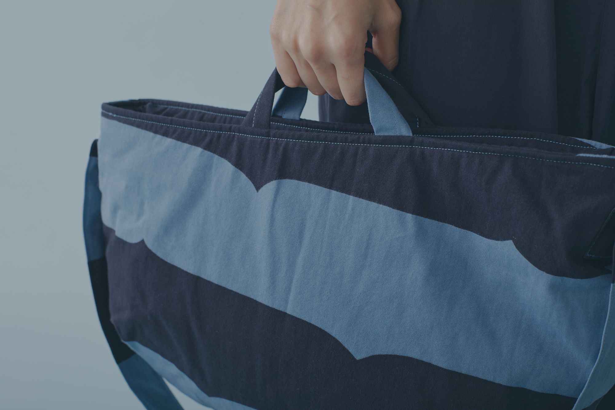 e)ミナペルホネン☆ハンドメイド ショルダーバッグ小(新色 pomppia) little wave ショルダーバッグ - minä perhonen