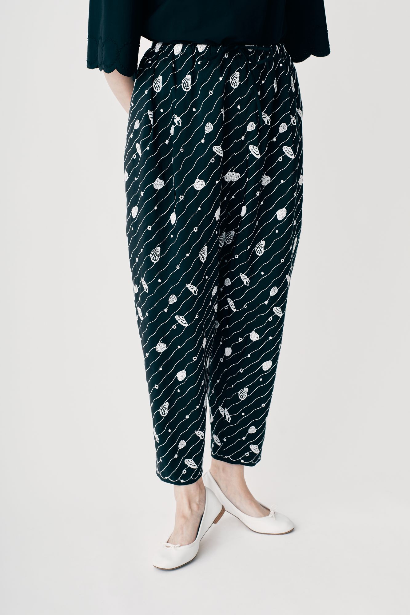 ミナペルホネン　2025SS sea jewel パンツ定価以下 sea jewel パンツ - minä perhonen