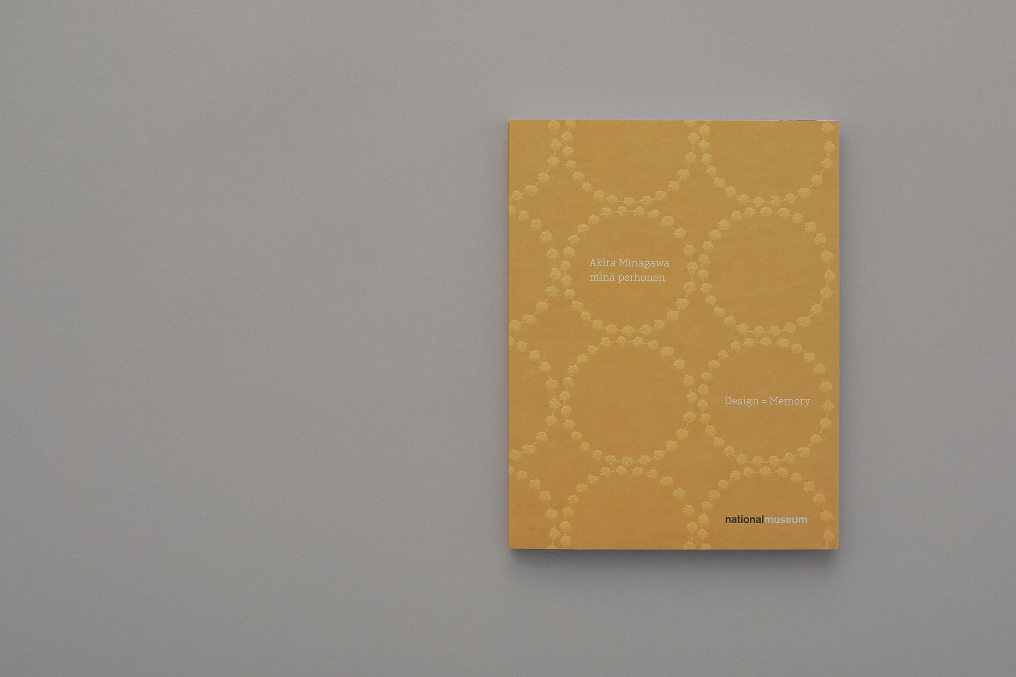 DESIGN = MEMORY 展覧会カタログ - minä perhonen