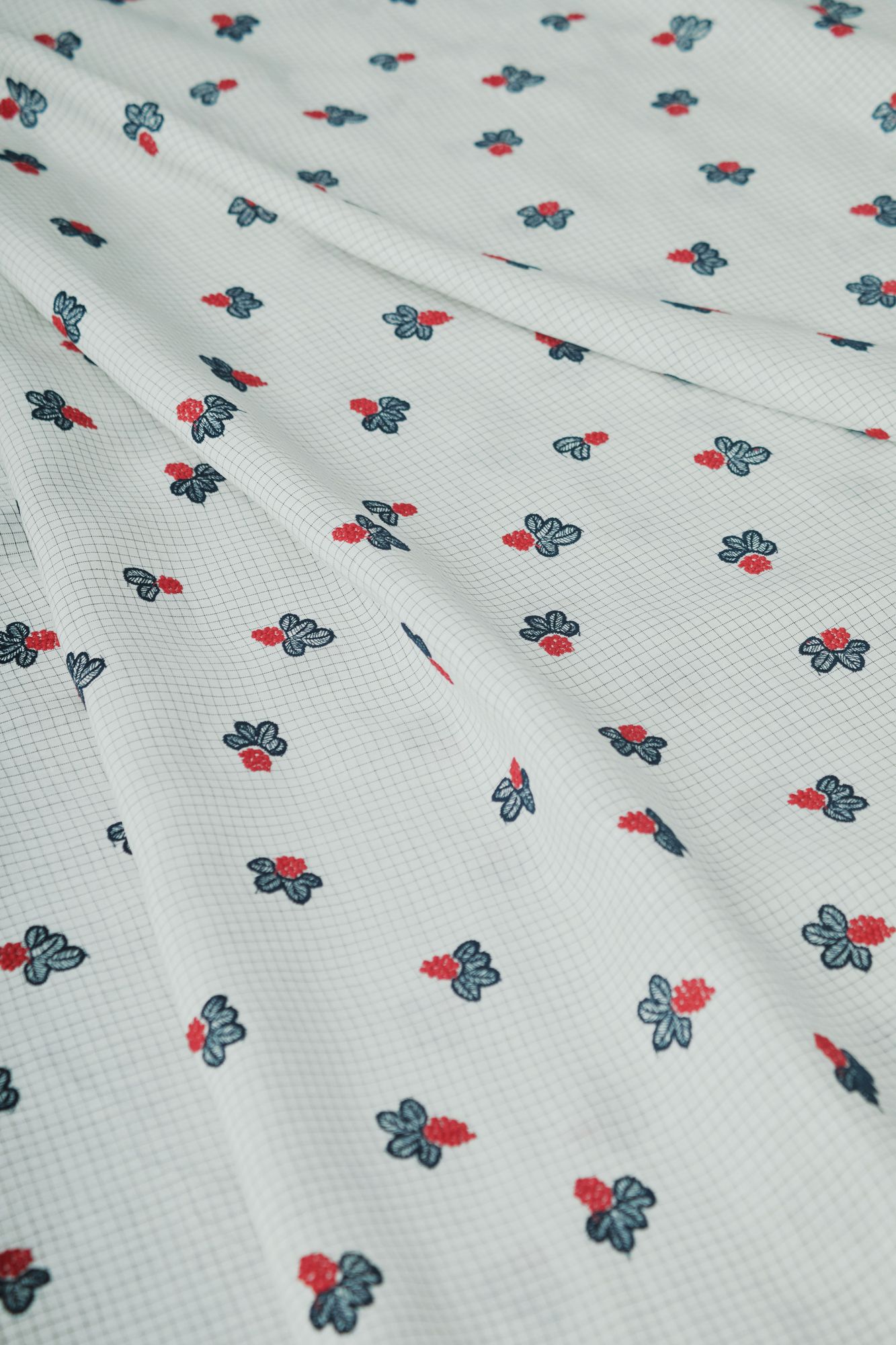 light berry ファブリック - minä perhonen