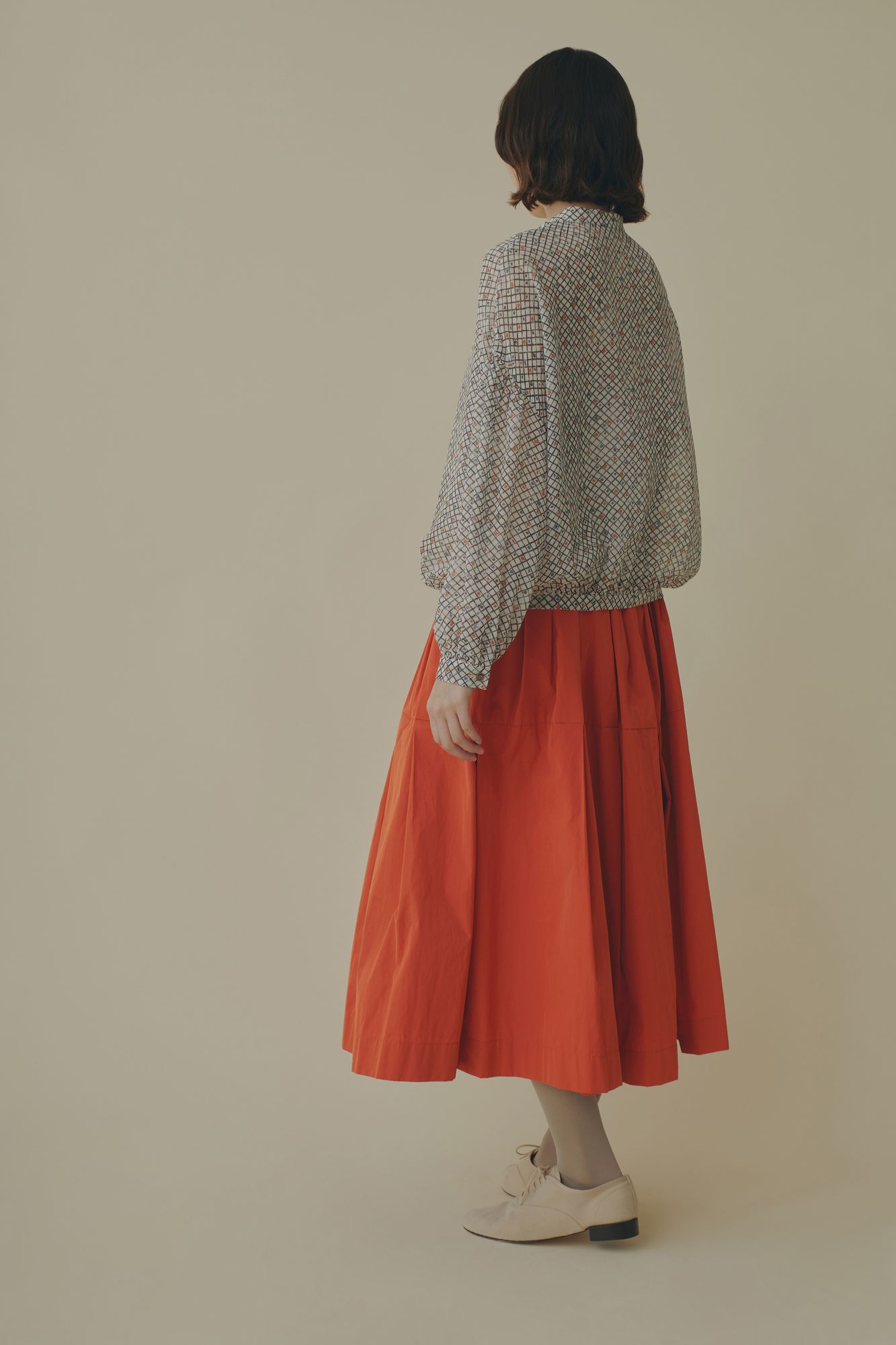 ミナペルホネン (mina perhonen）papier スカート　白　フリー ミナペルホネン (mina perhonen）papier スカート 白 フリー ミナ