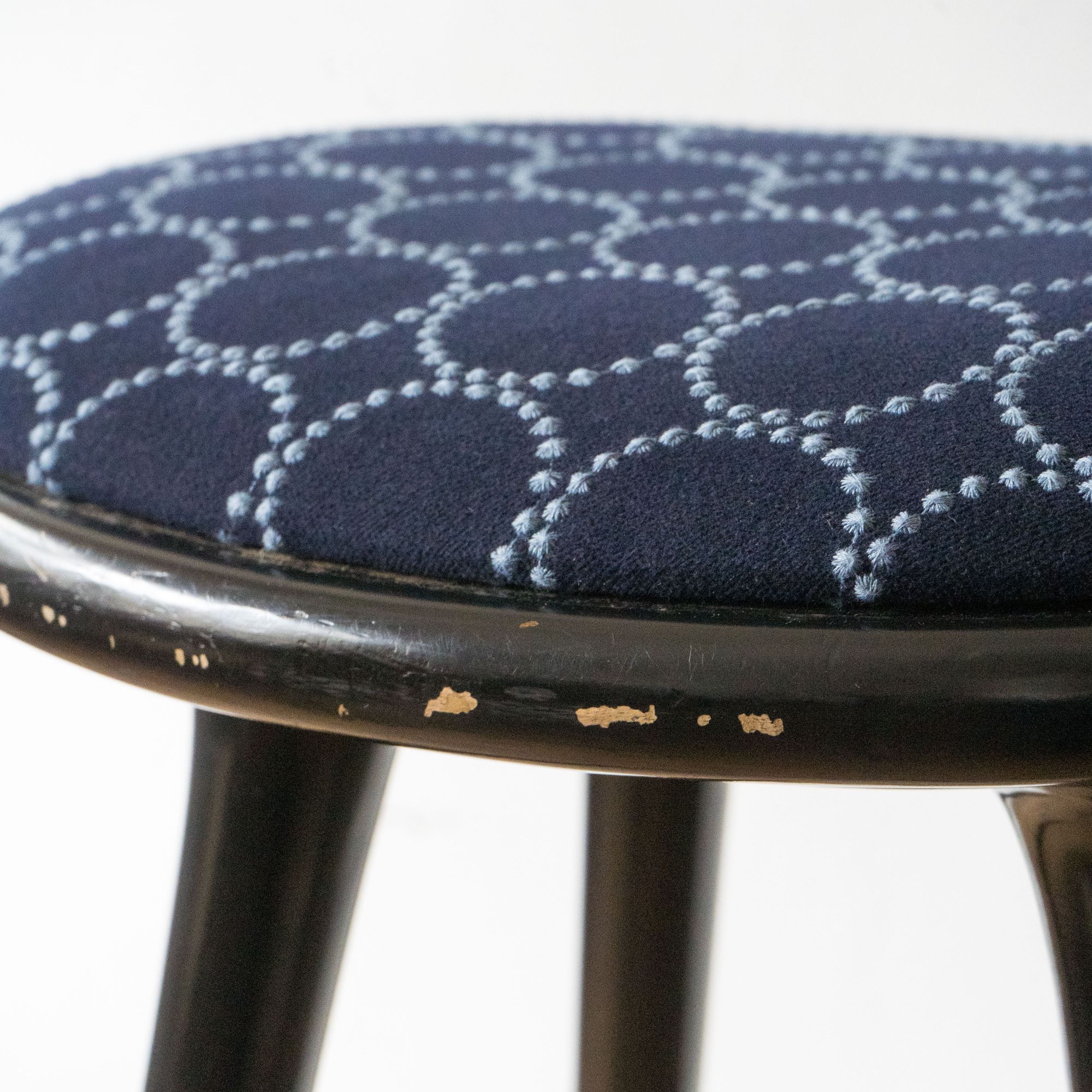 tambourine High Stool - minä perhonen