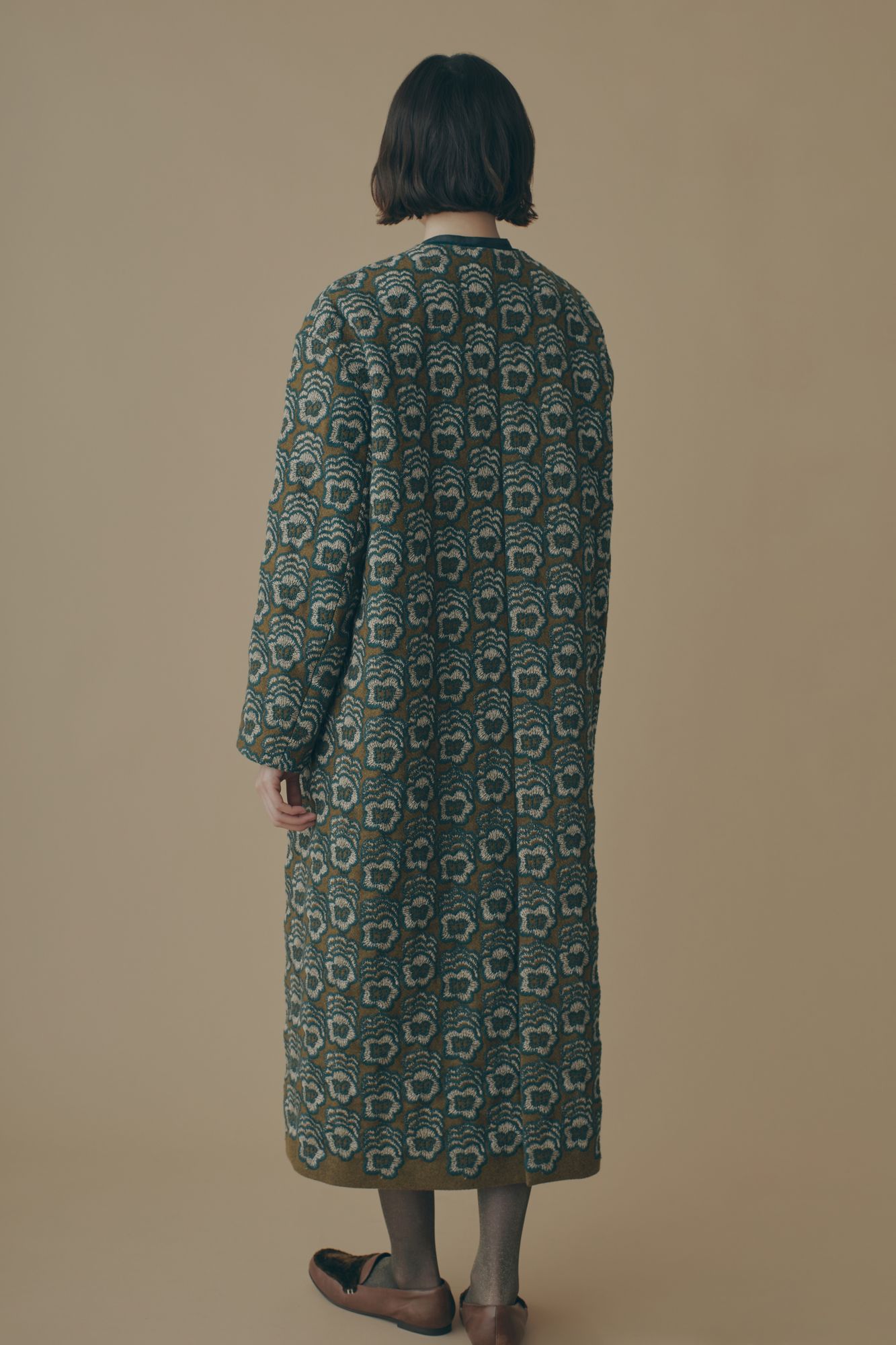 happy bloom ノーカラーコート - minä perhonen