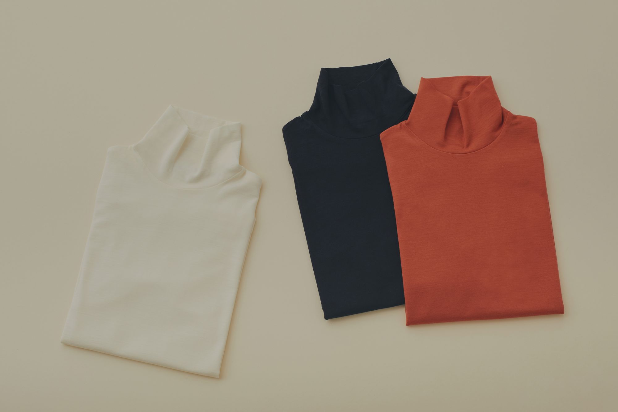 美品】minä perhonen ali オフタートルネックカットソー 40 【公式通販】