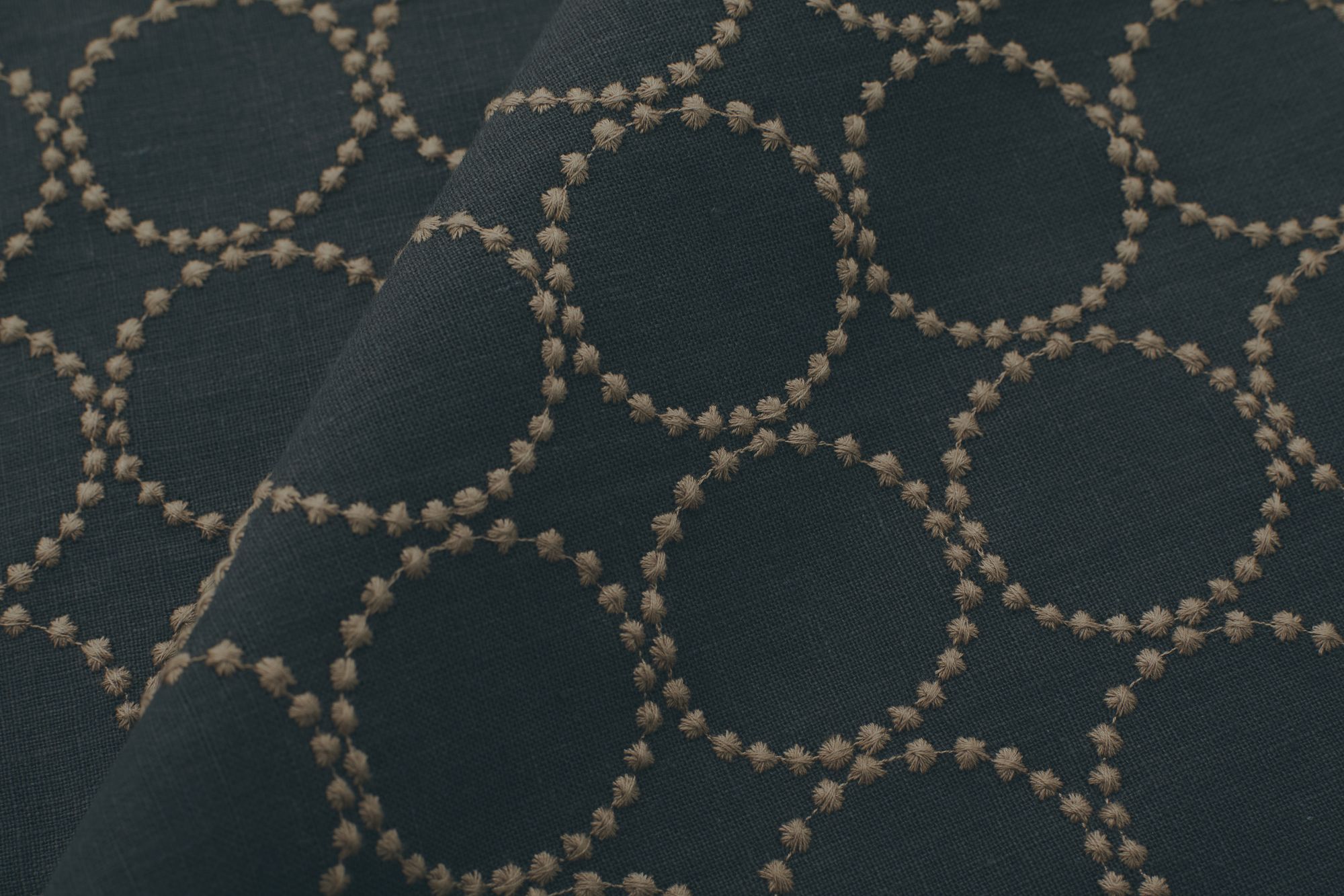 tambourine kostea - minä perhonen