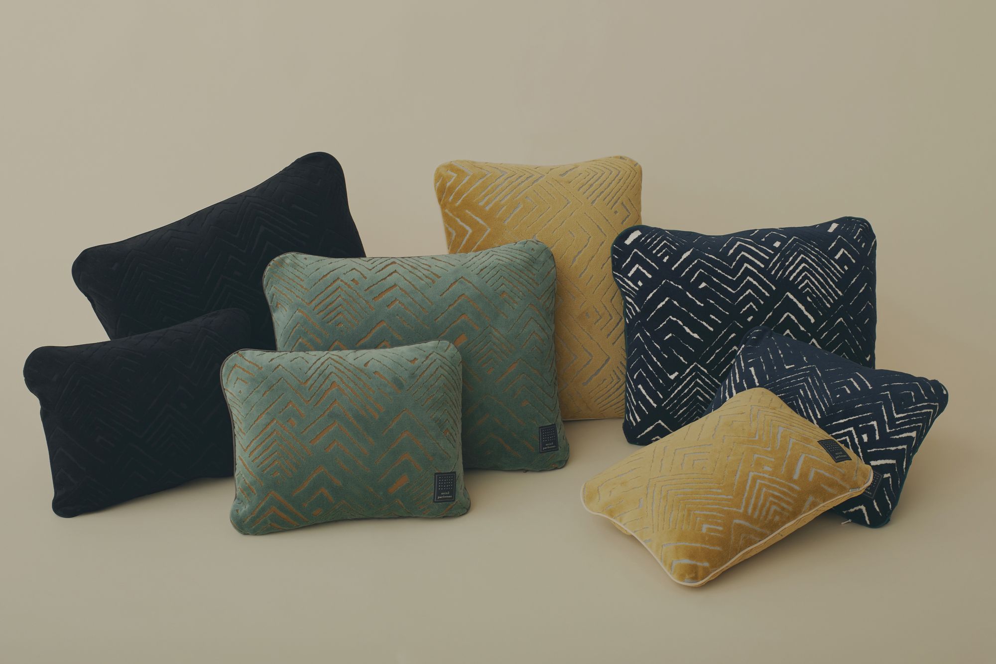 echo gnocchi cushion - minä perhonen