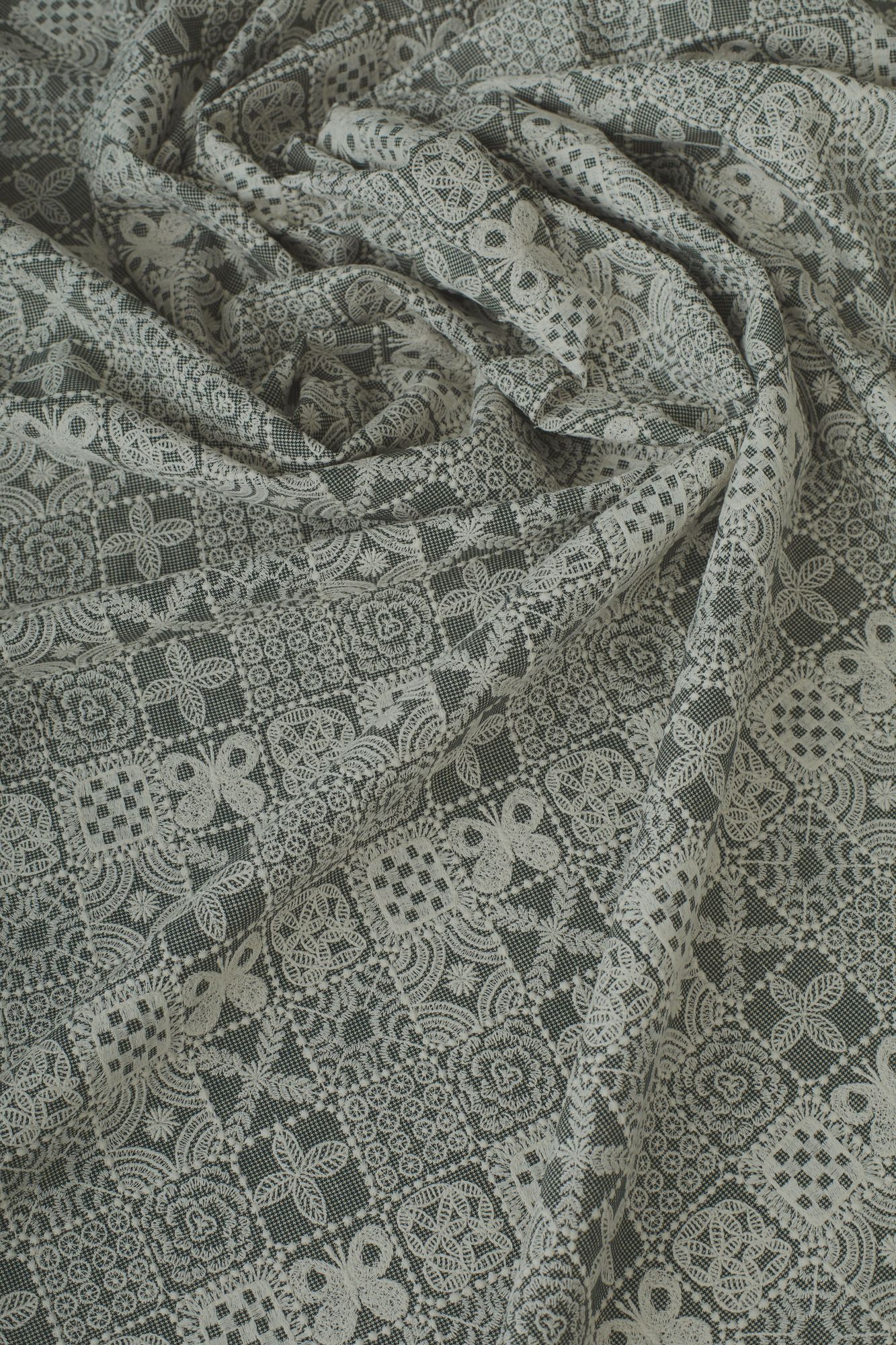 forest tile ファブリック - minä perhonen