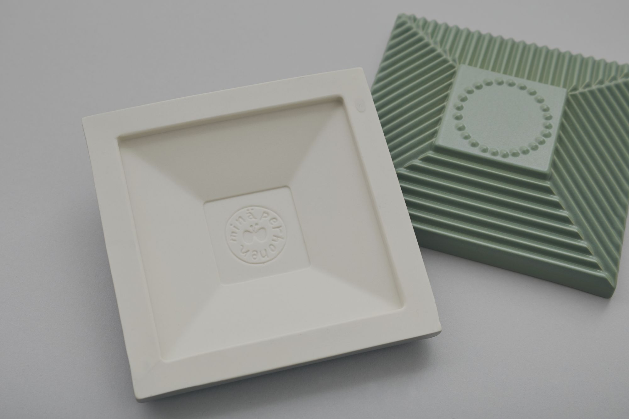 tambourine 143mm タイル - minä perhonen