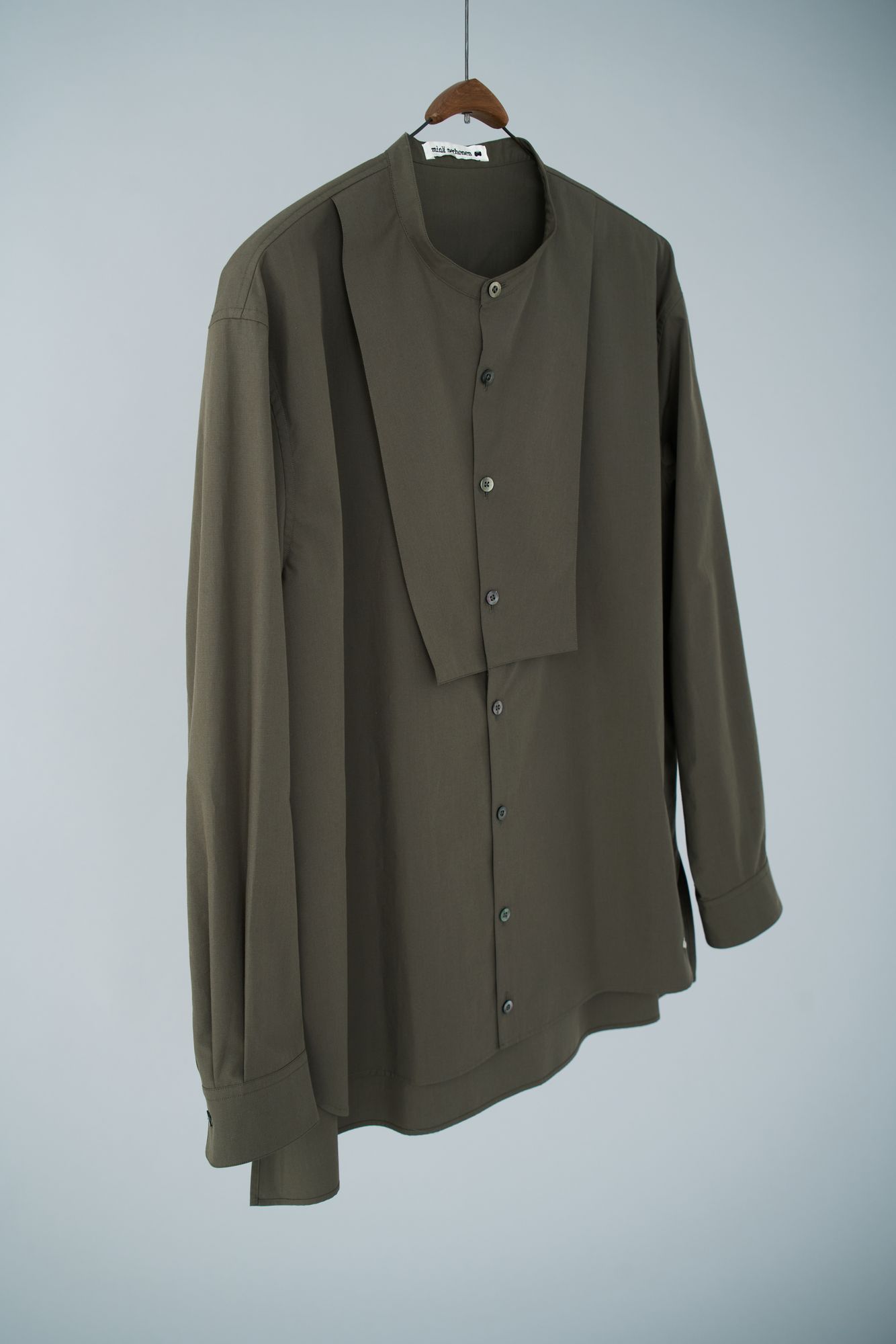 breathing スタンドカラーシャツ - minä perhonen