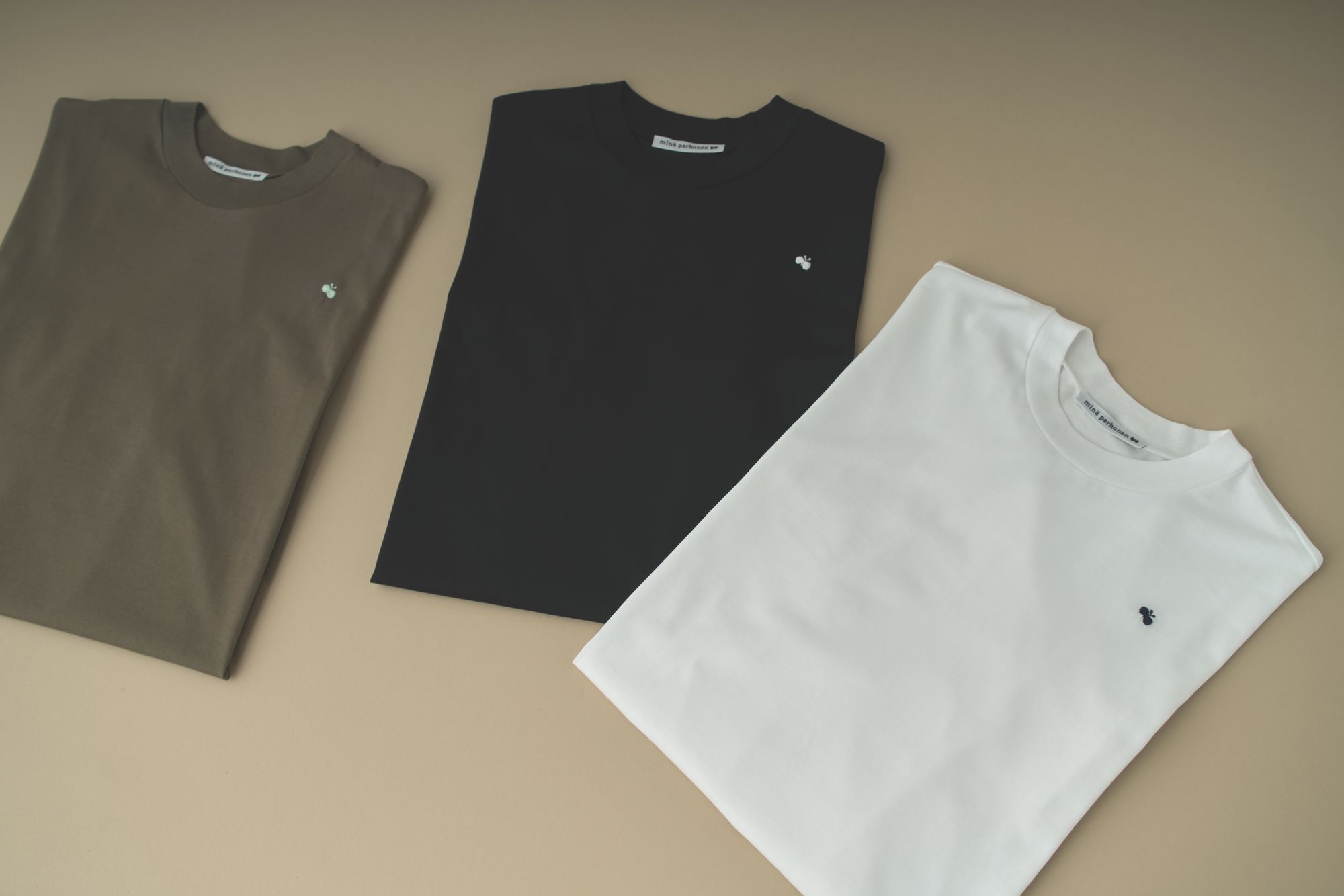 pelata ロングスリーブカットソー - minä perhonen