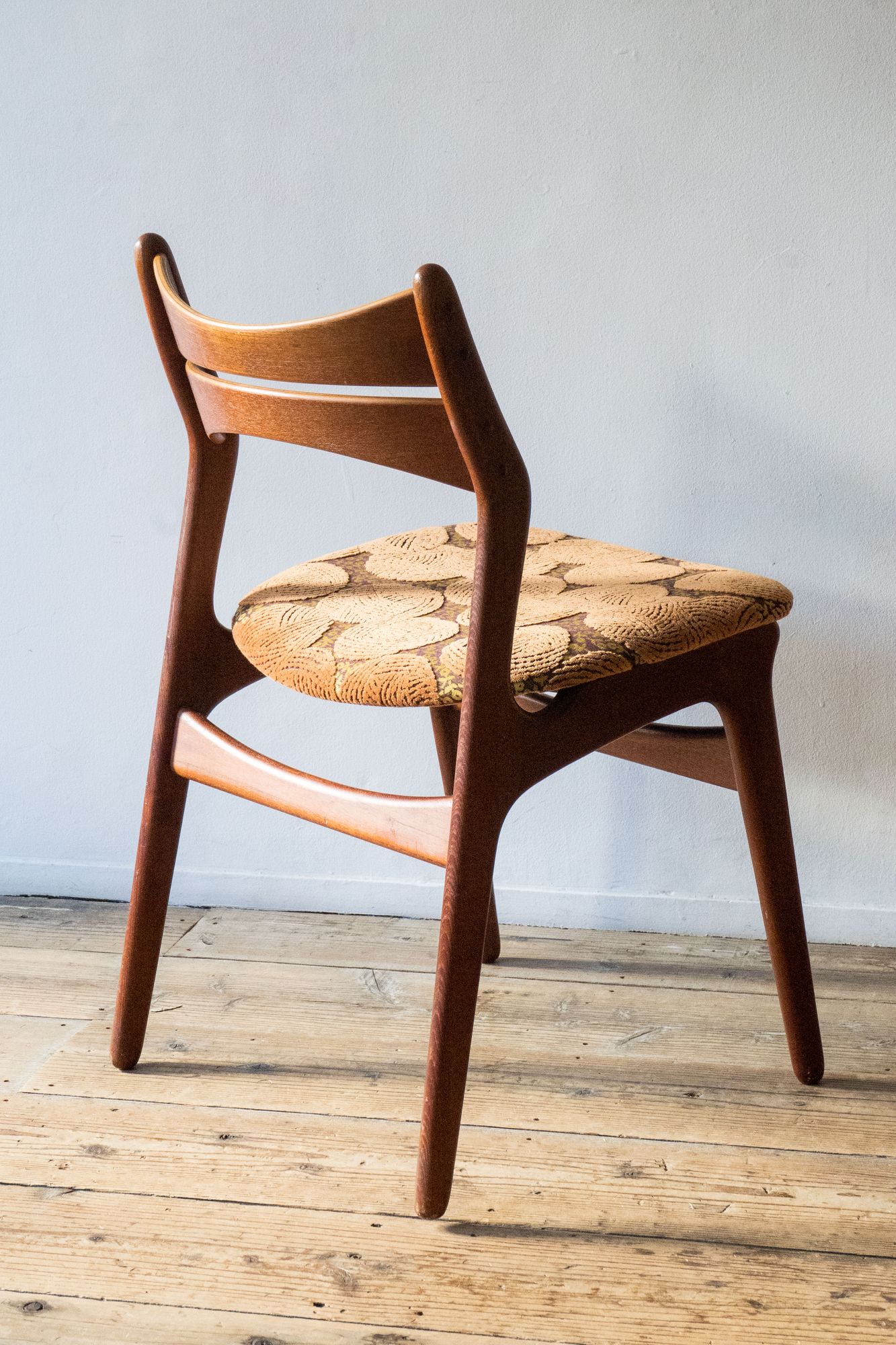 woolly ball Dining Chair - minä perhonen