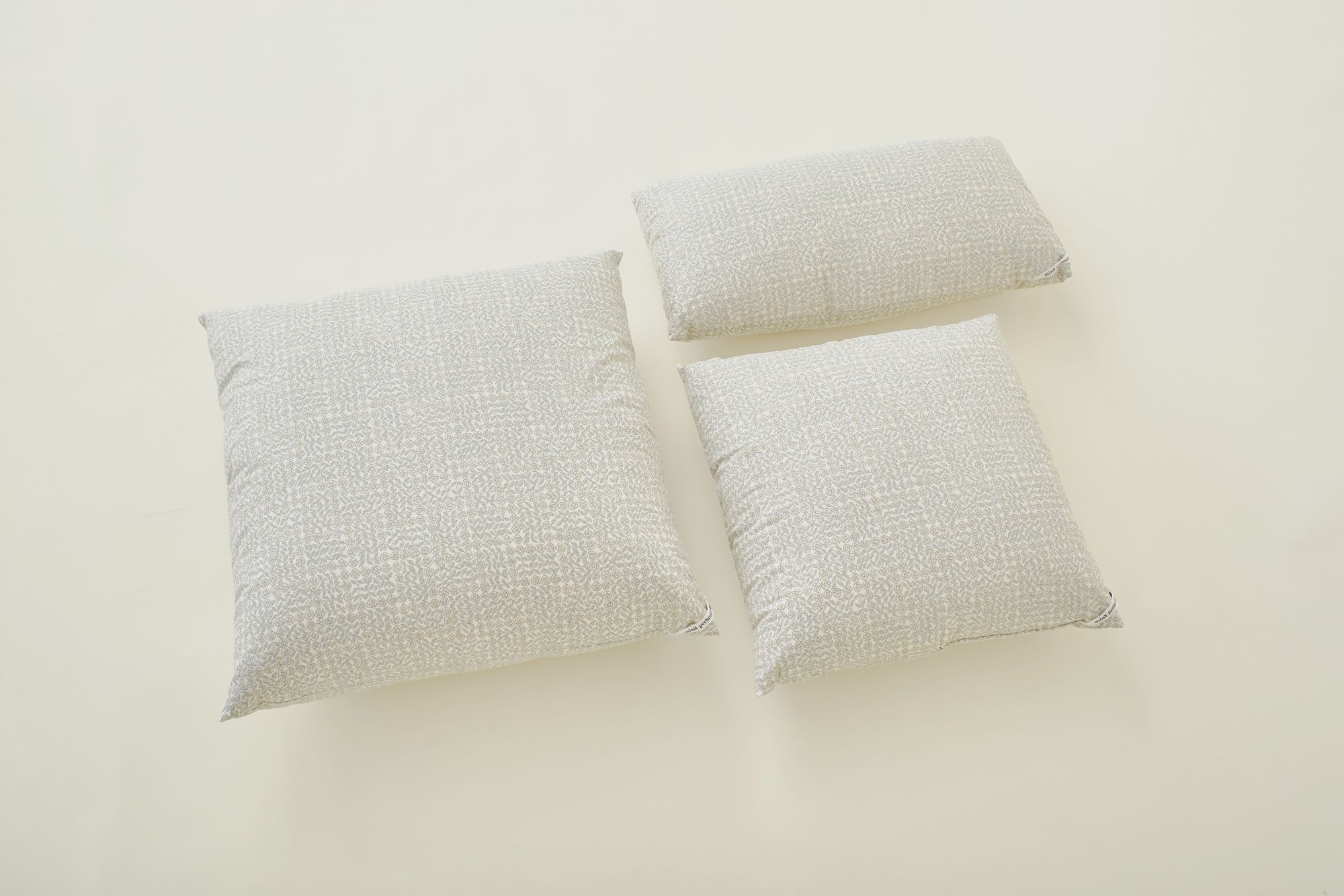 sleeping flower クッションカバー - minä perhonen