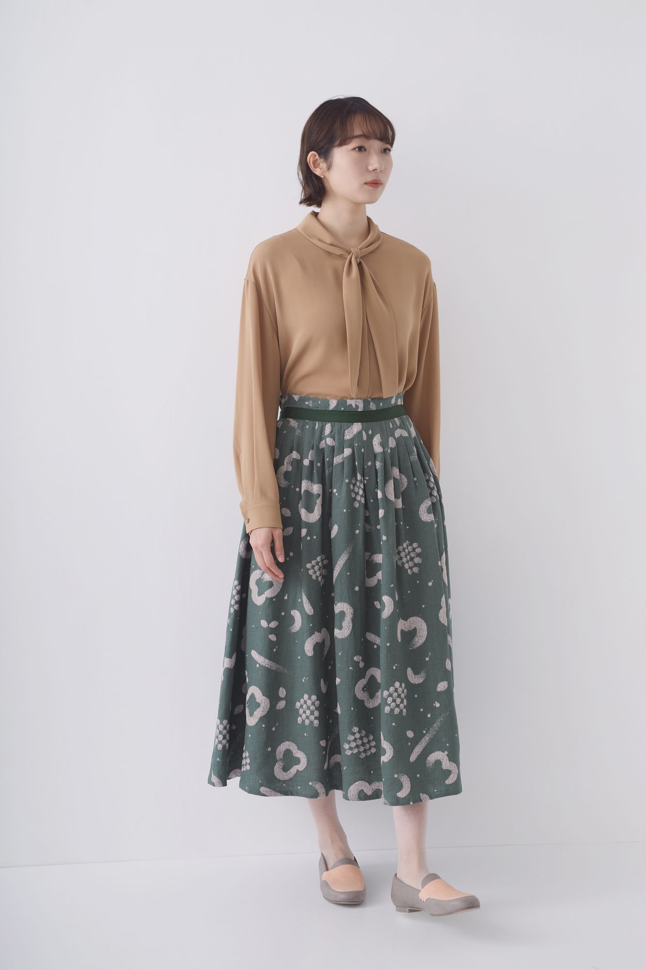 【美品】リネン100♡ミナペルホネン　Flower Box スカート　刺繍　総柄 美品】リネン100♡ミナペルホネン Flower Box スカート 刺繍 総柄 美品