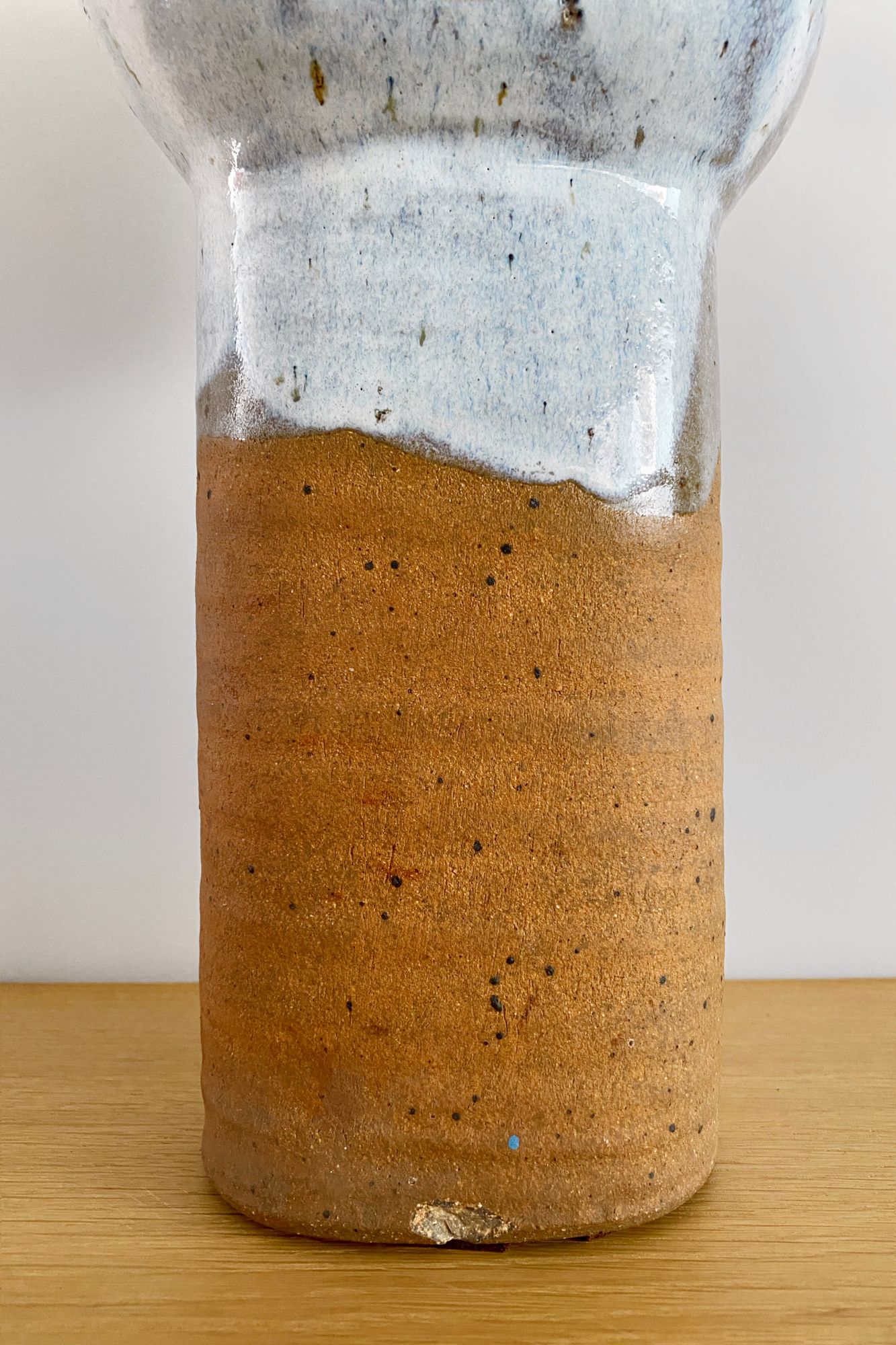 Ceramic Vase / Object Finn Lynggaard - minä perhonen