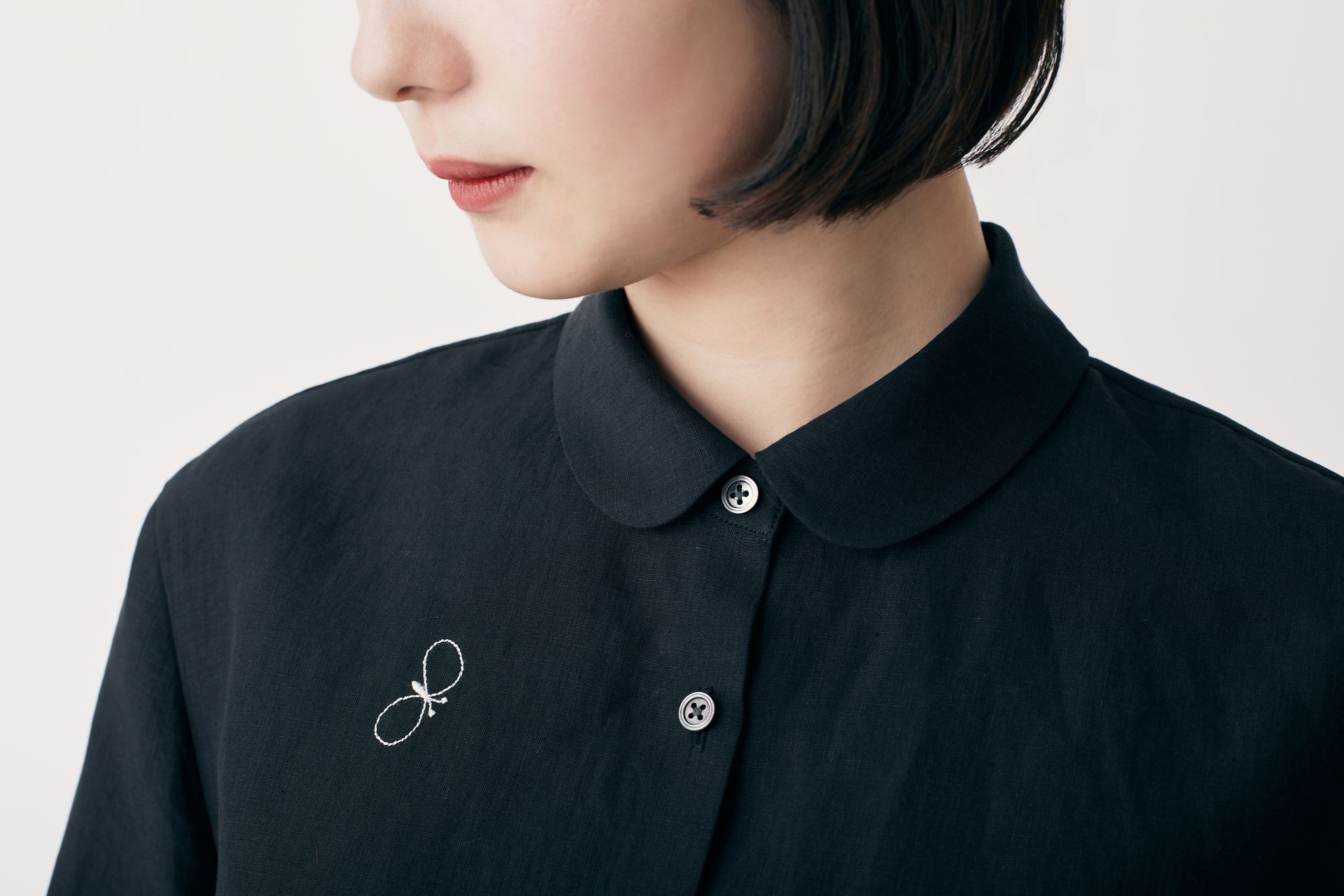 choucho 丸襟ブラウス - minä perhonen