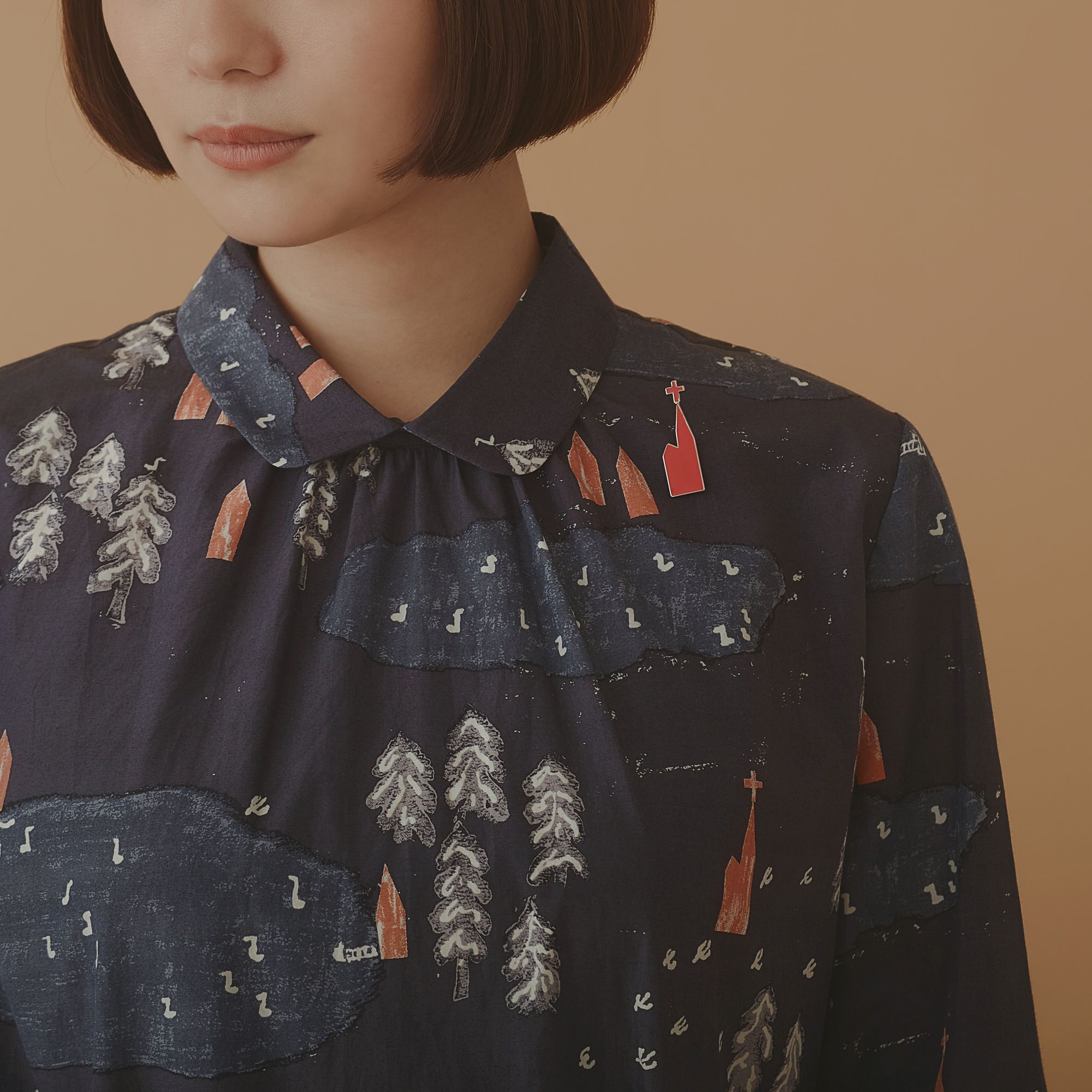 forest village ピンブローチ - minä perhonen