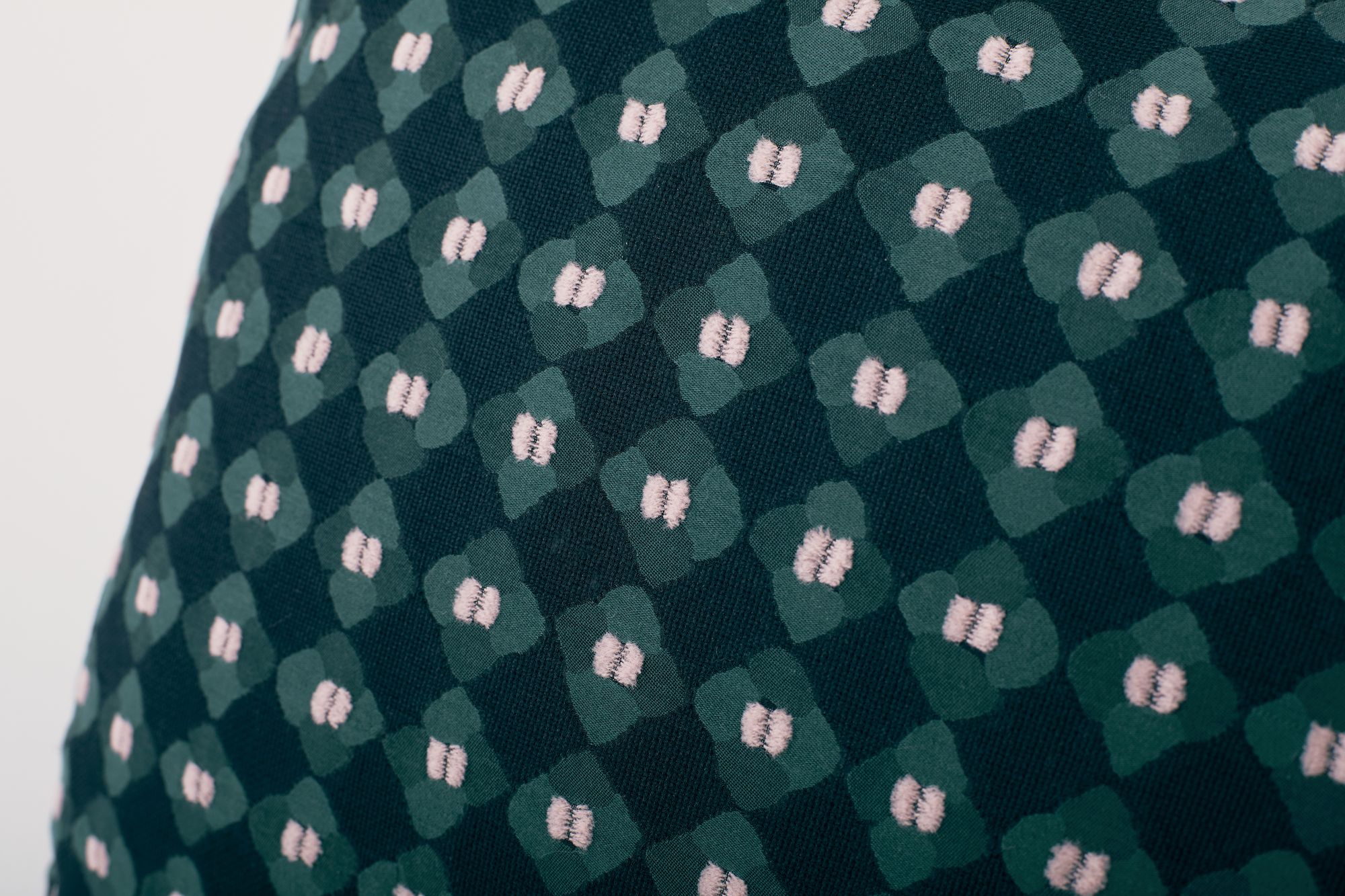 kukka kakku gnocchi cushion - minä perhonen