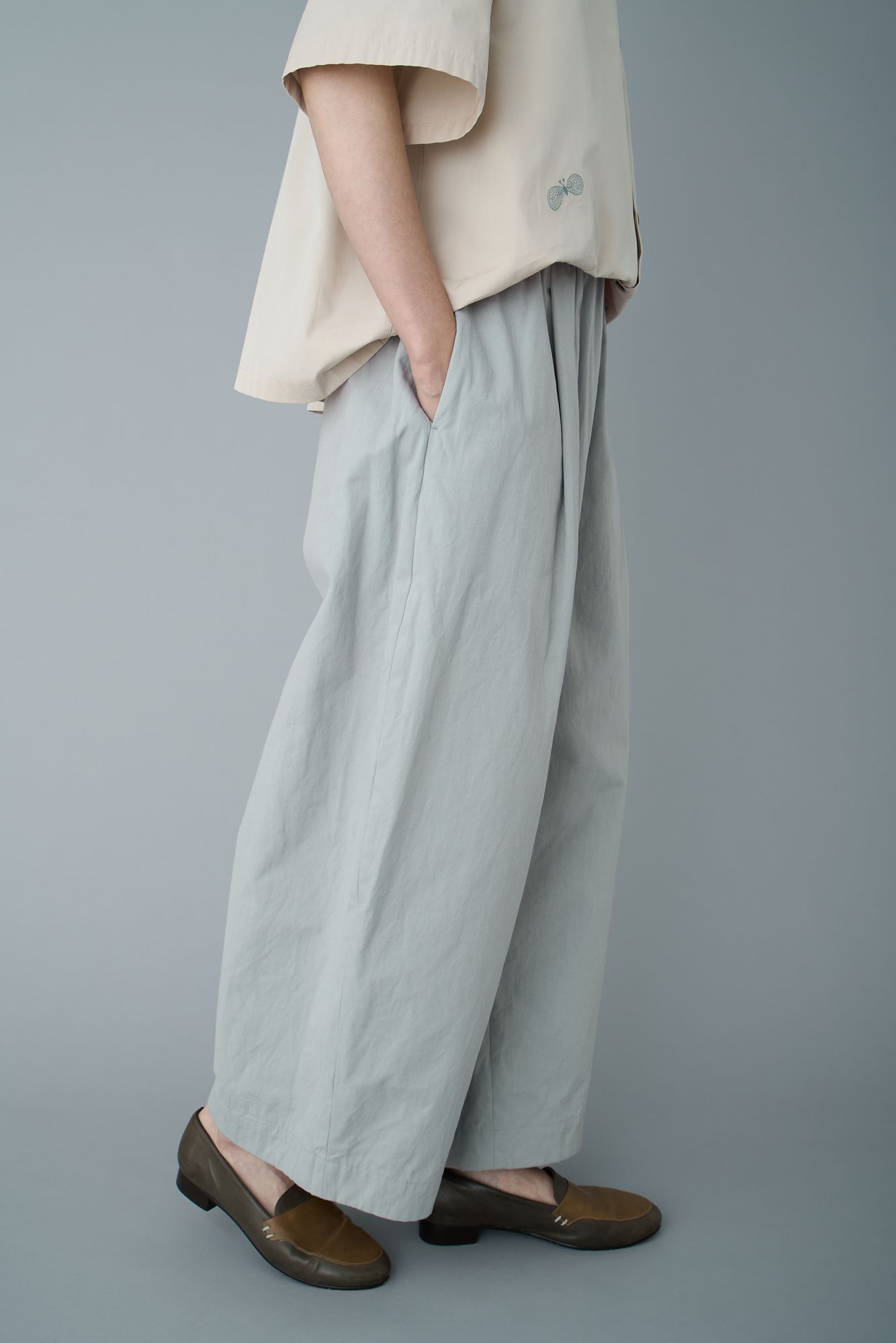 エムン　0830 harbor クロップドパンツ - minä perhonen