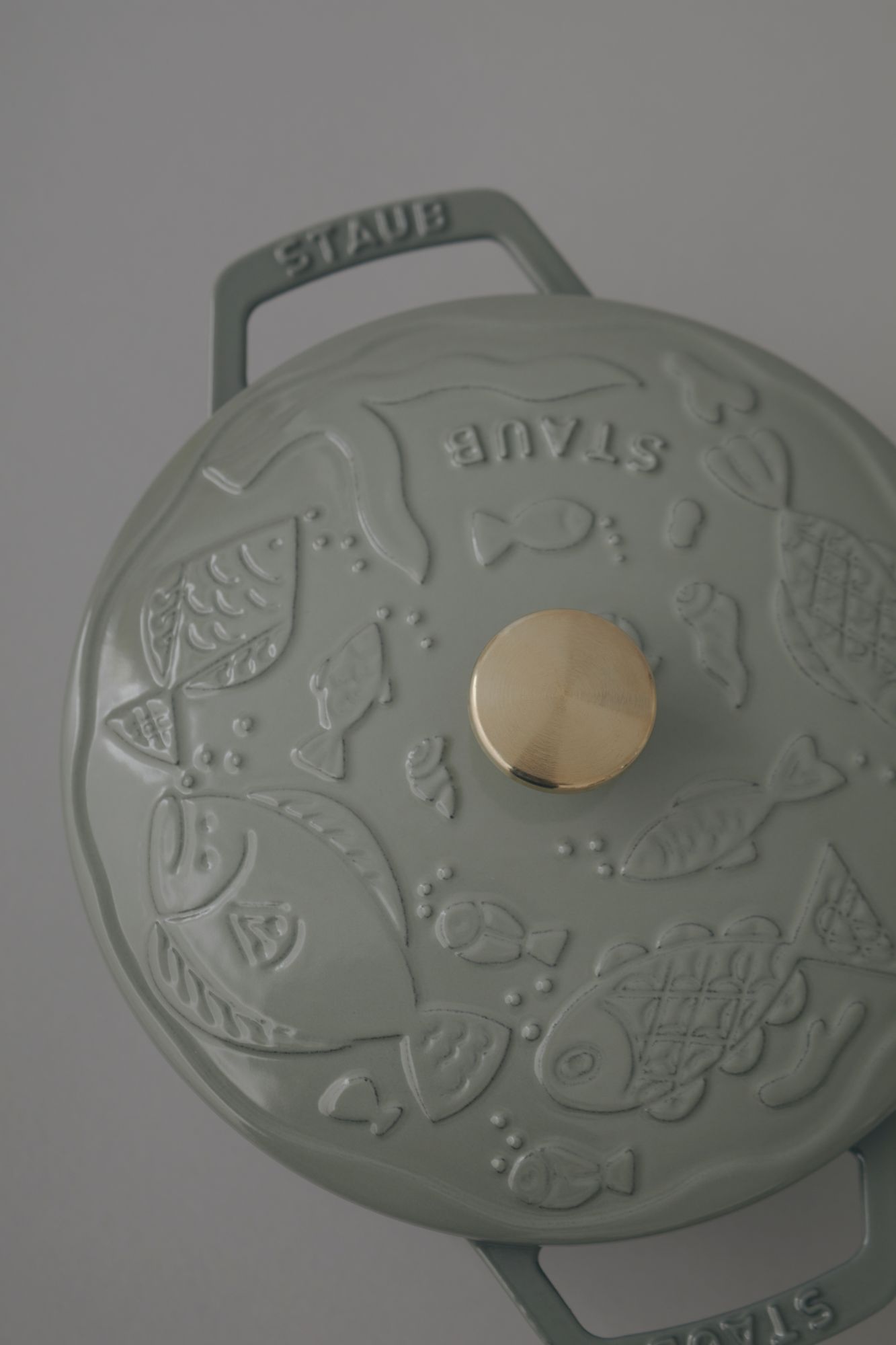 グレー 鋳鉄製 オーバル鍋 魚模様 cocotte ocean - minä perhonen