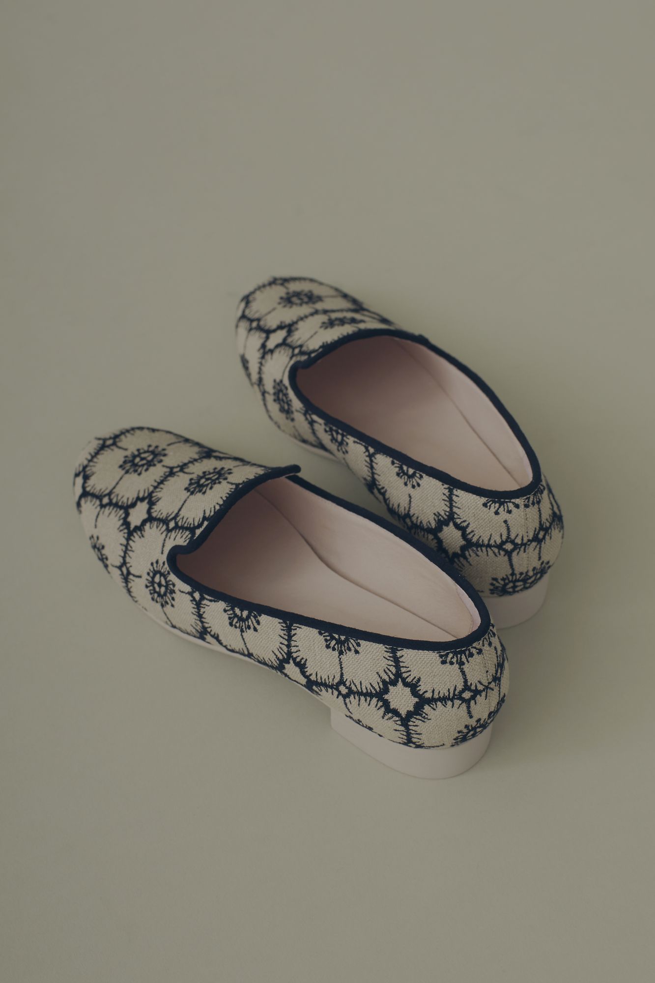 ミナペルホネン 23.0 フラットパンプス タンバリン kuu エンブロイダリー anemone kuu - minä perhonen