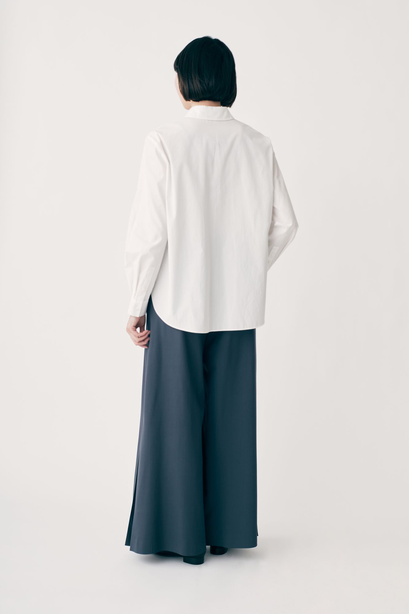 美品★mina perhonen 22SS hopee シャツ white 38 美品☆mina perhonen 22SS hopee シャツ white 38 - メルカリ