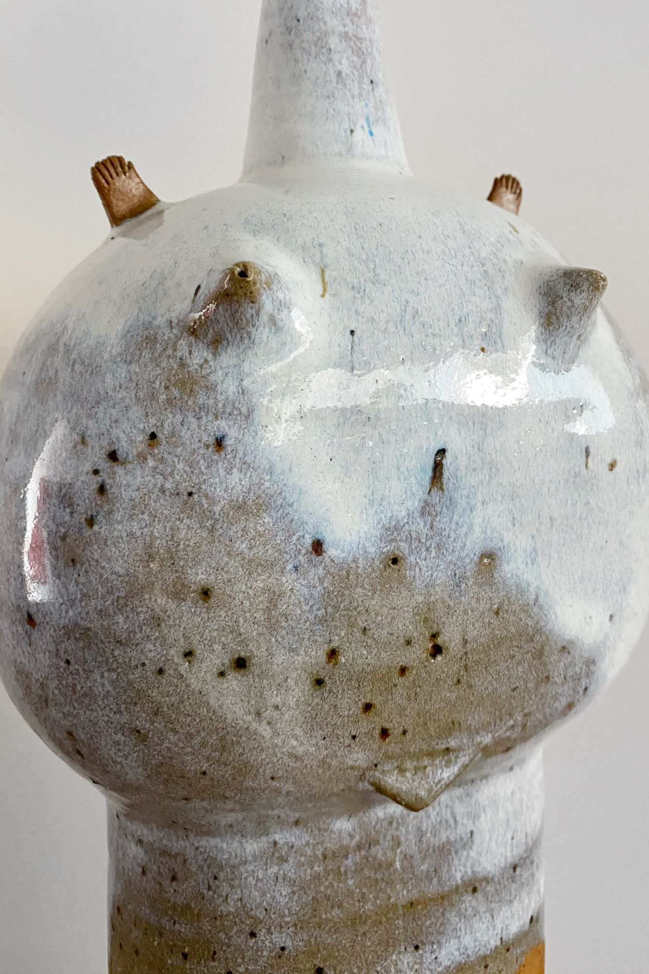 Ceramic Vase / Object Finn Lynggaard - minä perhonen