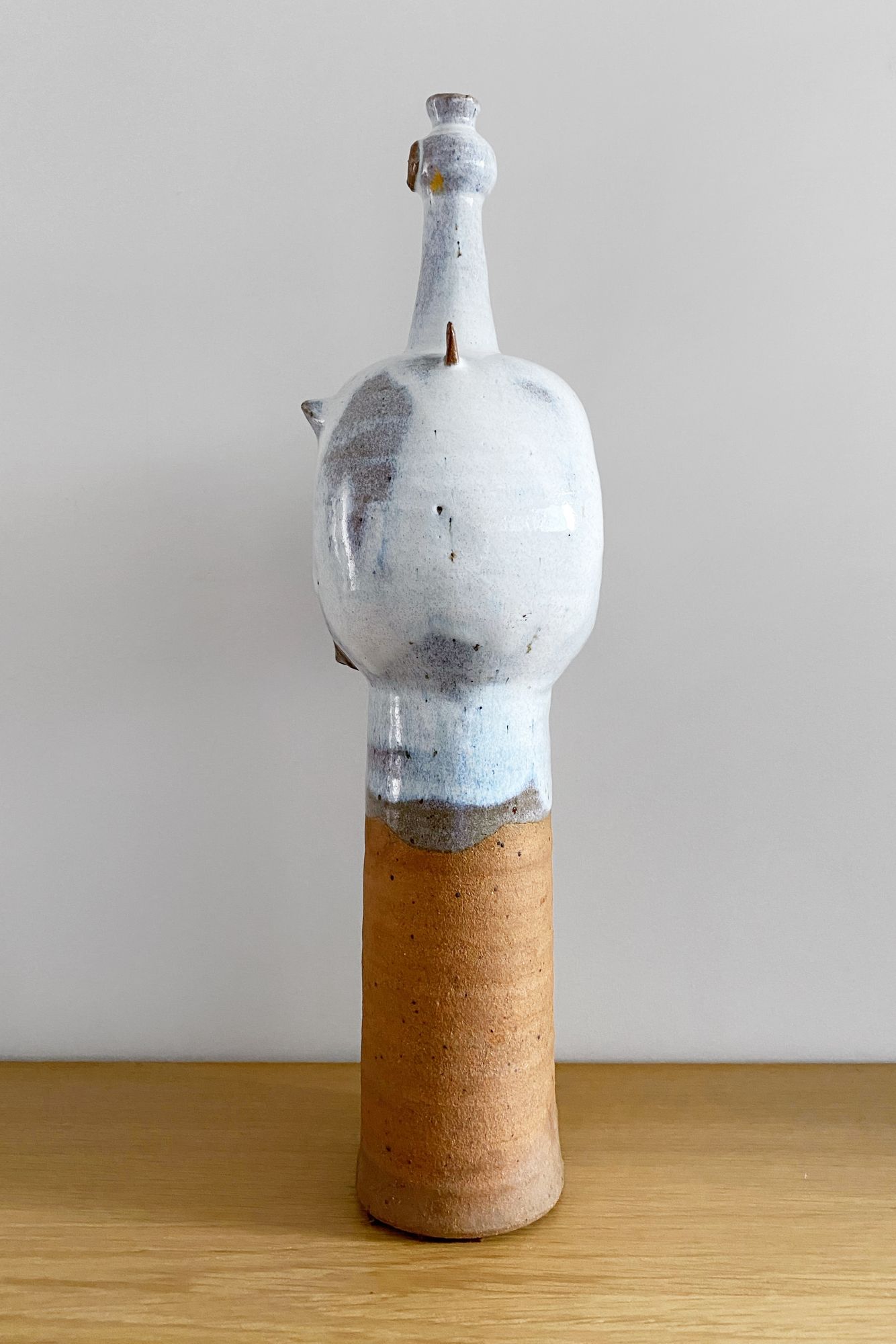 Ceramic Vase / Object Finn Lynggaard - minä perhonen