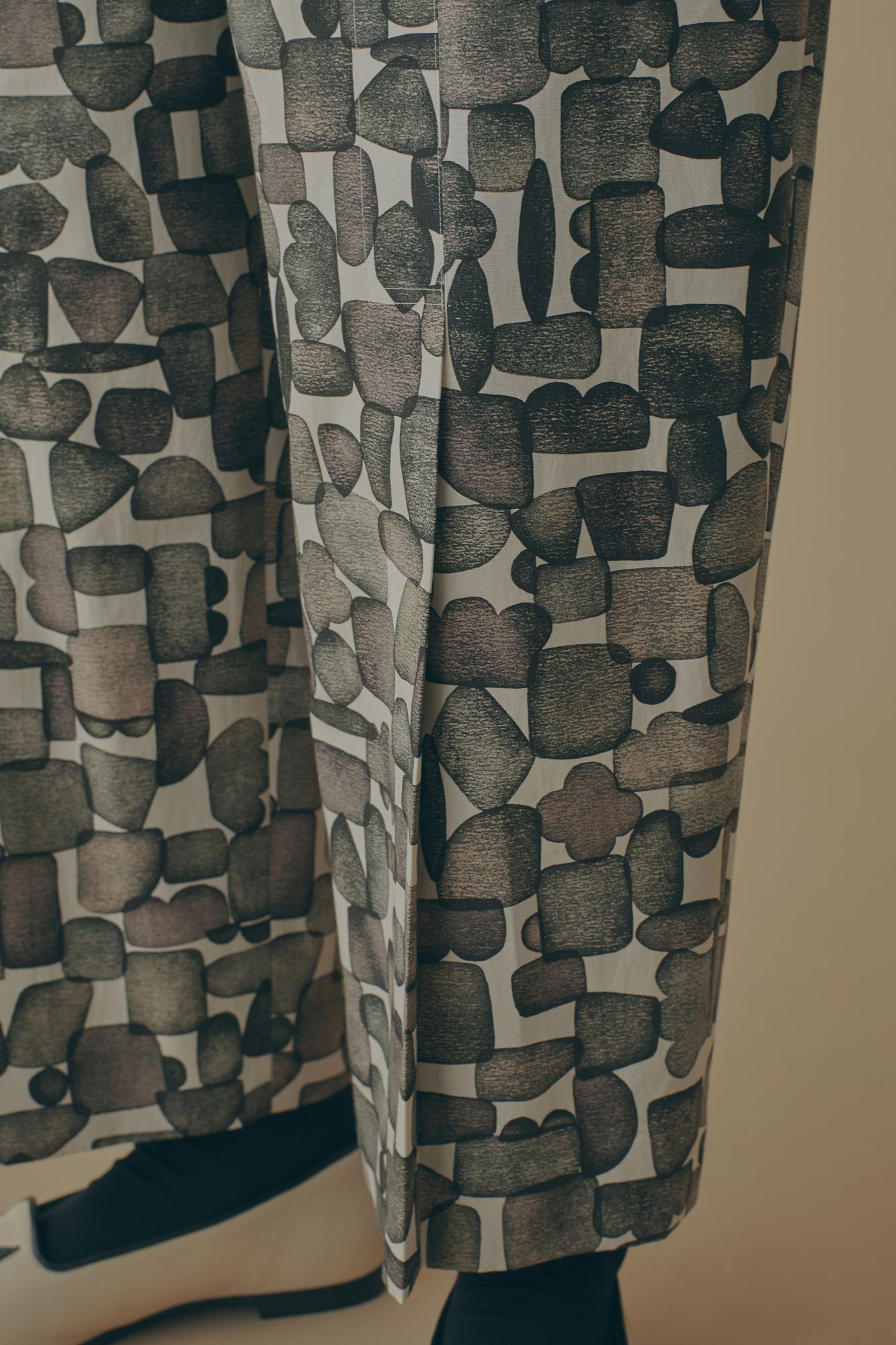 ミナペルホネン　ワイドパンツ　kivi 36 ミナペルホネン ワイドパンツ kivi 36 kivi パンツ - minä perhonen