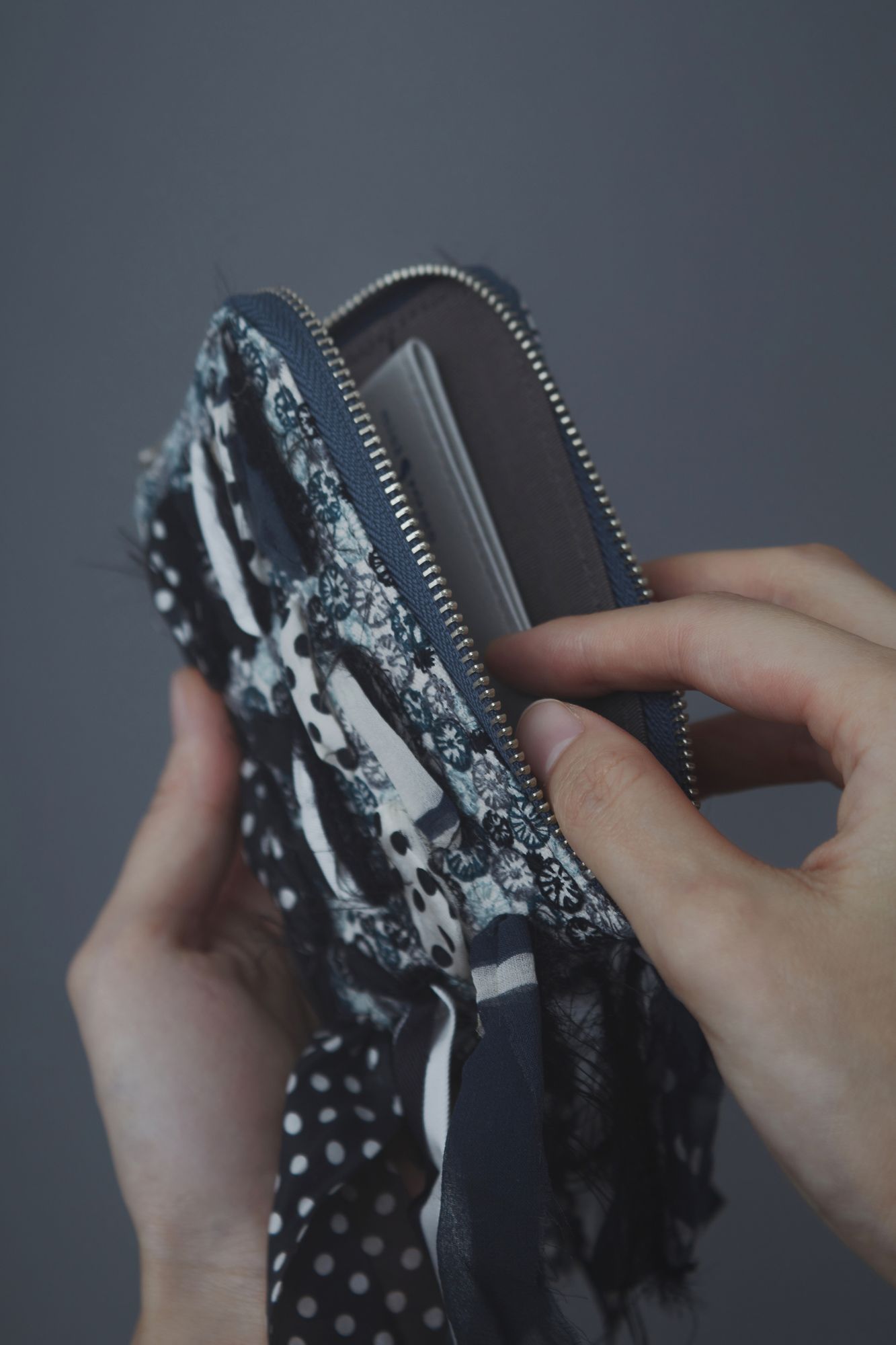 skyful wallet - minä perhonen