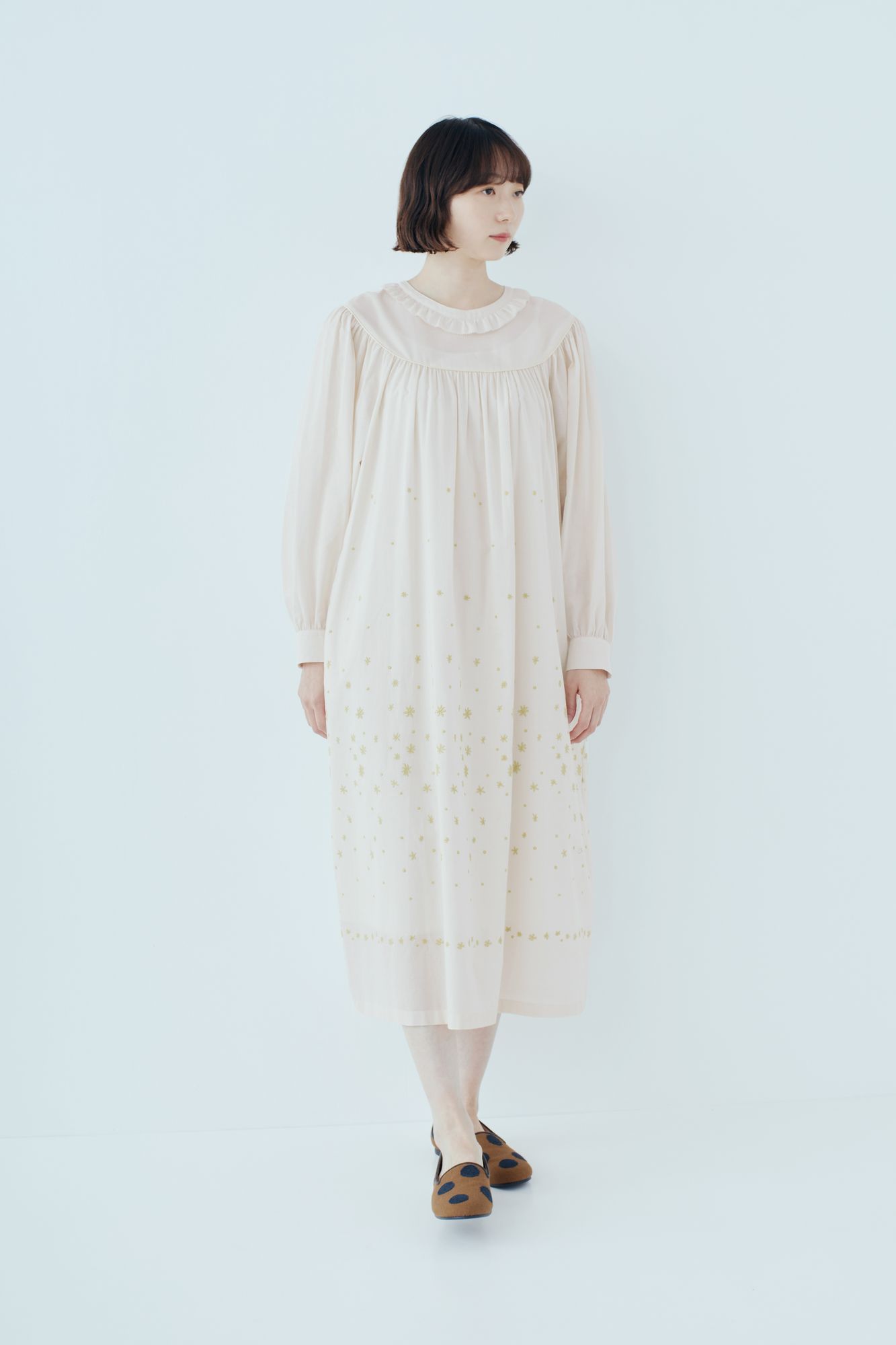 hoshi*hana フリル襟ギャザードレス - minä perhonen