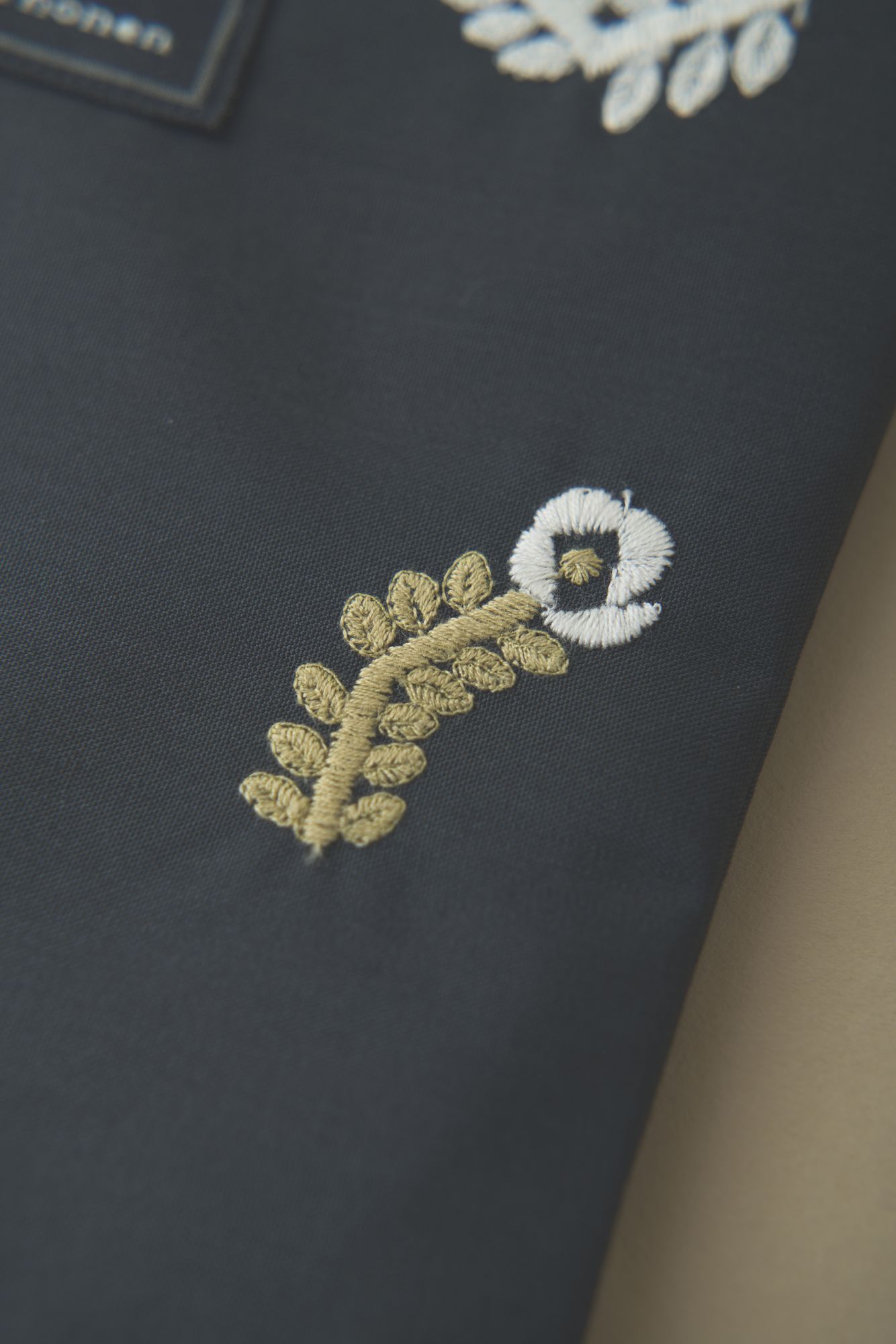 petal feather pocket bag - minä perhonen