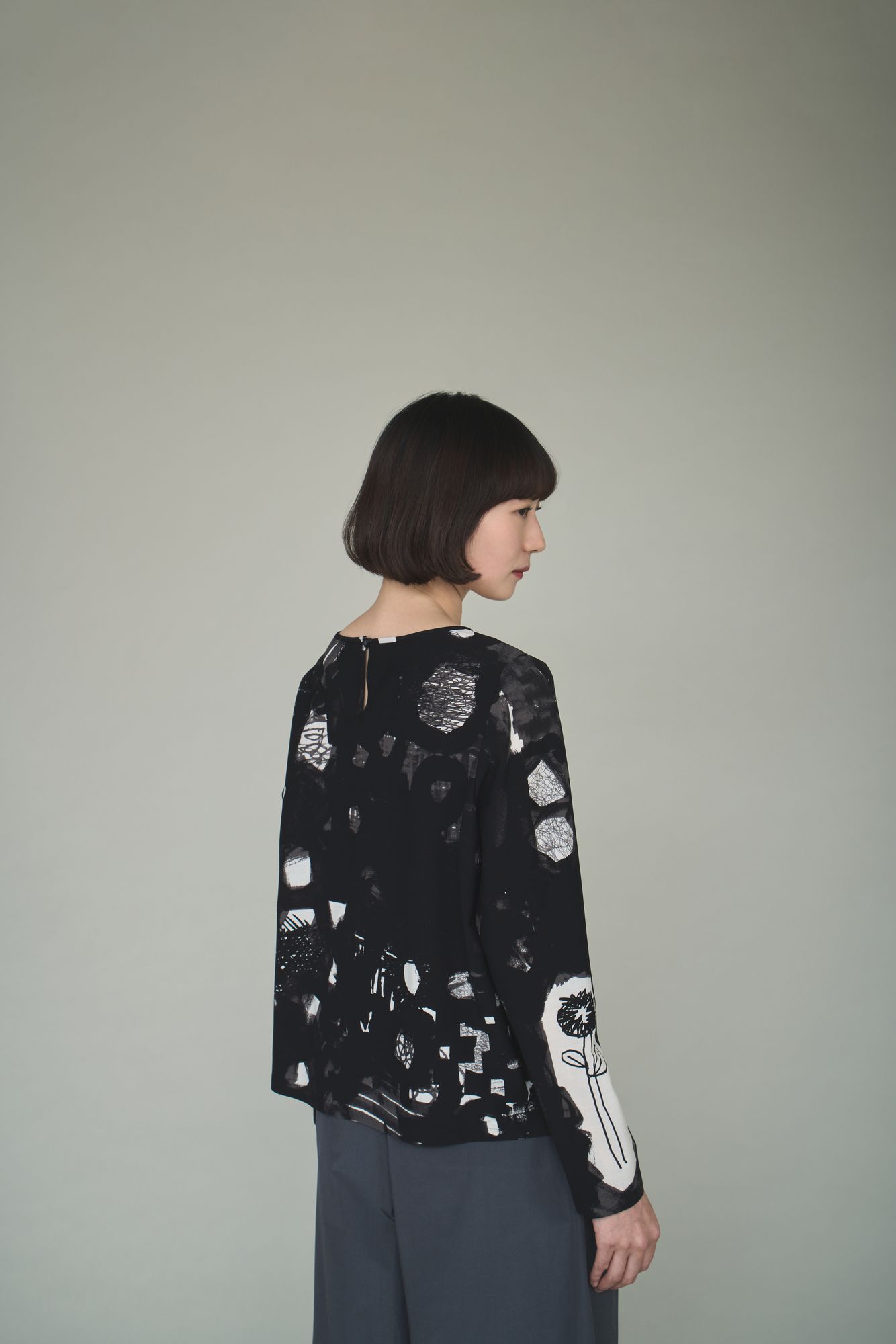 sound クルーネックブラウス - minä perhonen