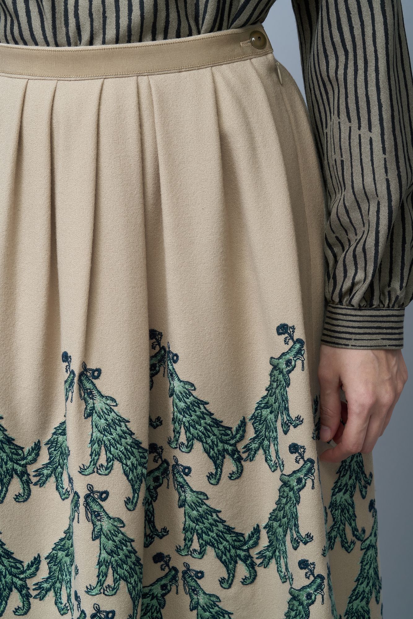 wolf & flower タックスカート - minä perhonen