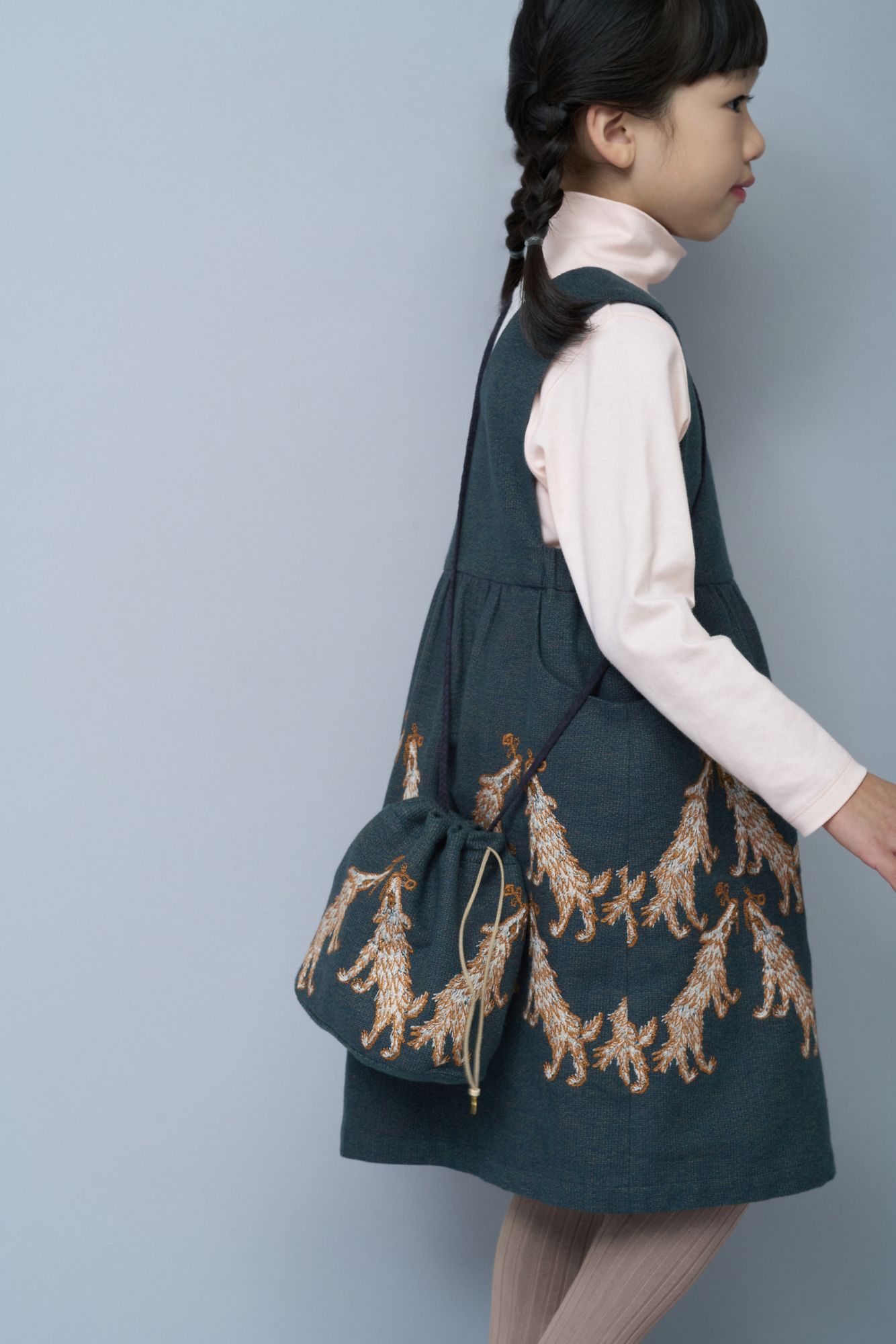 オーダー可＊ハンドメイド犬服ミナペルホネン×C&Sお花刺繍ネイビー・ピンクタンク オーダー可＊ハンドメイド犬服ミナペルホネン×C&Sお花刺繍ネイビー