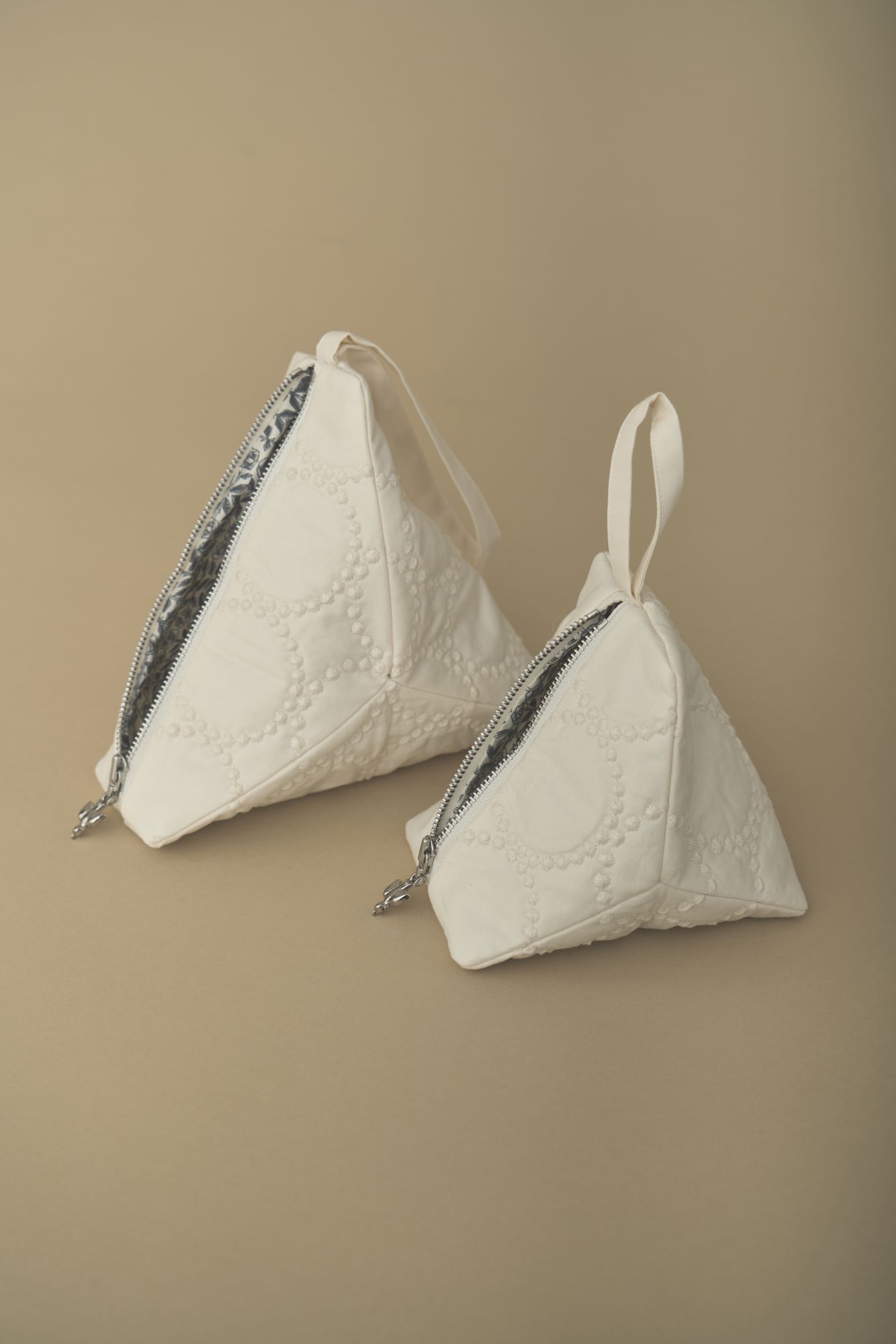 tambourine crystal pouch - minä perhonen