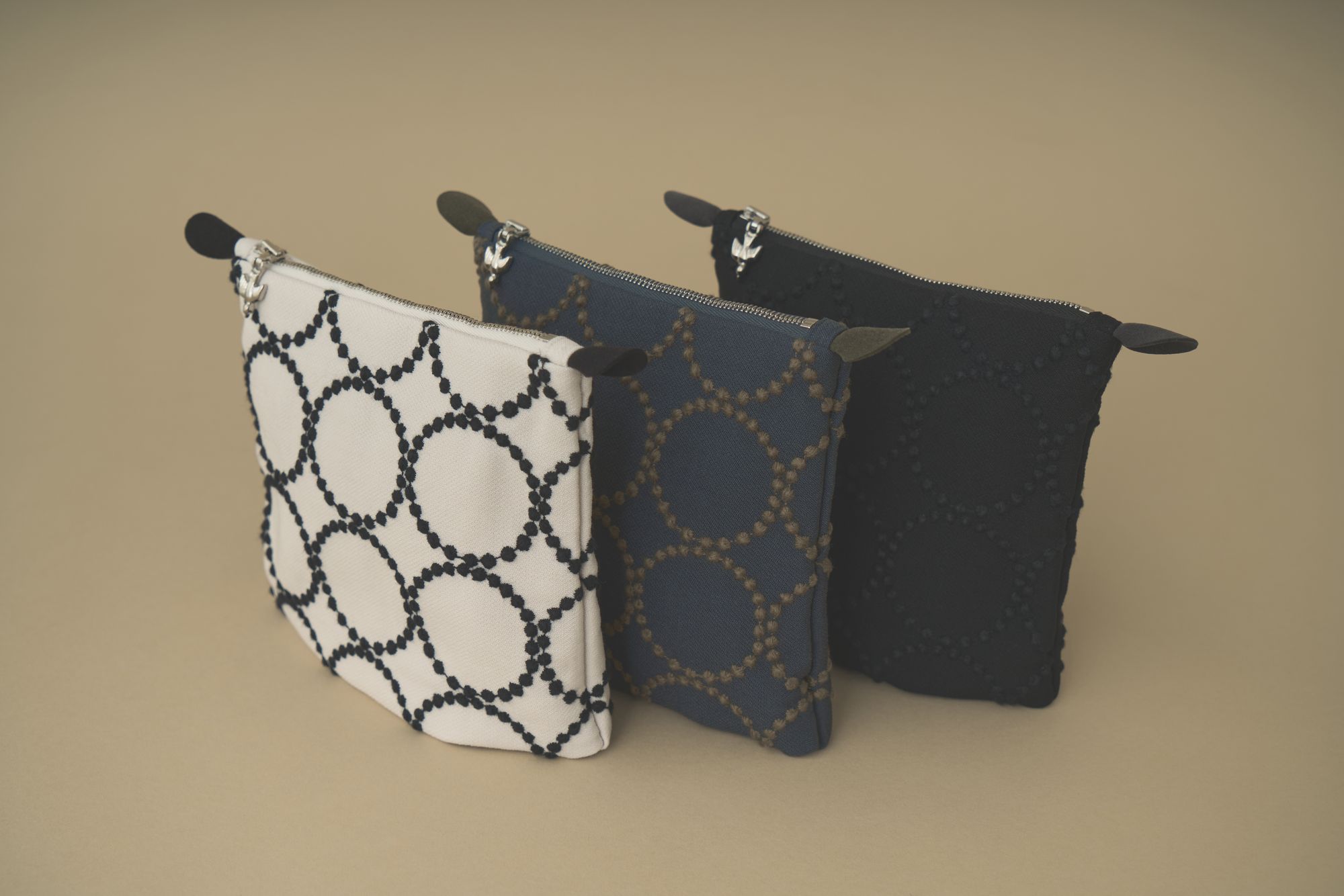 tambourine korva pouch - minä perhonen