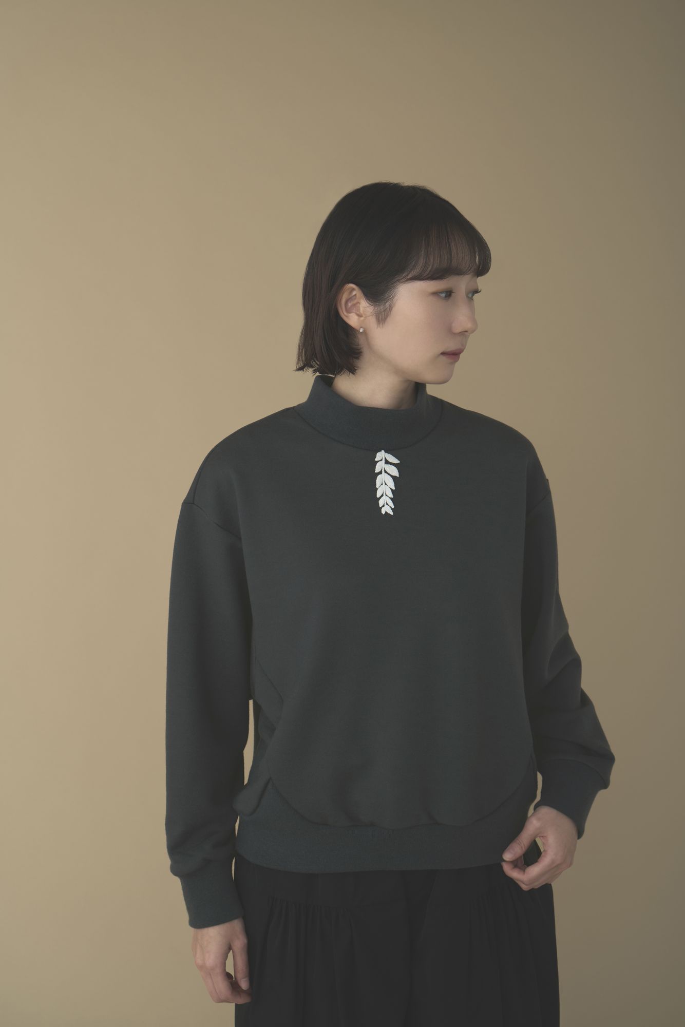 earth piece プルオーバー - minä perhonen