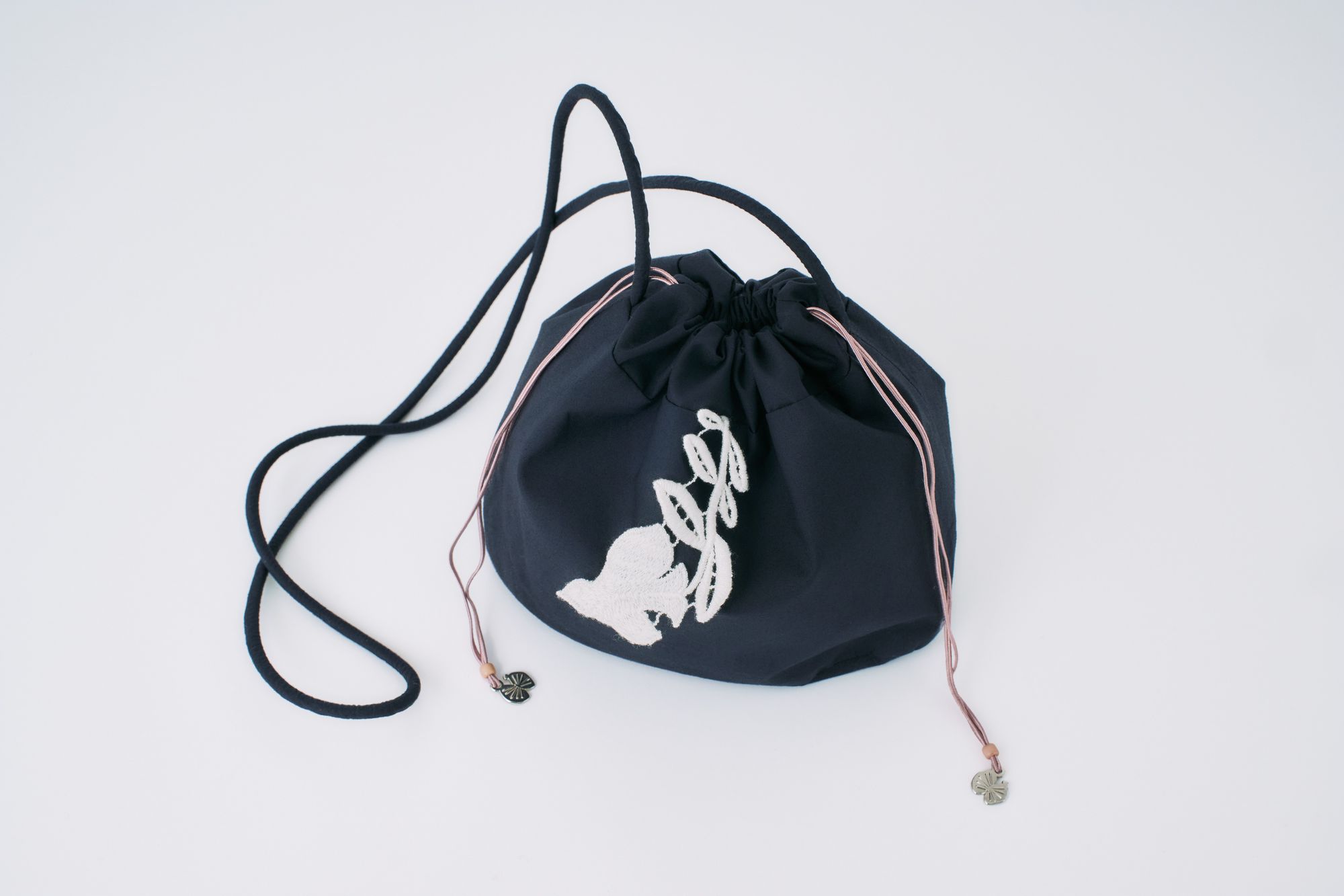 forest parade gem pochette - minä perhonen