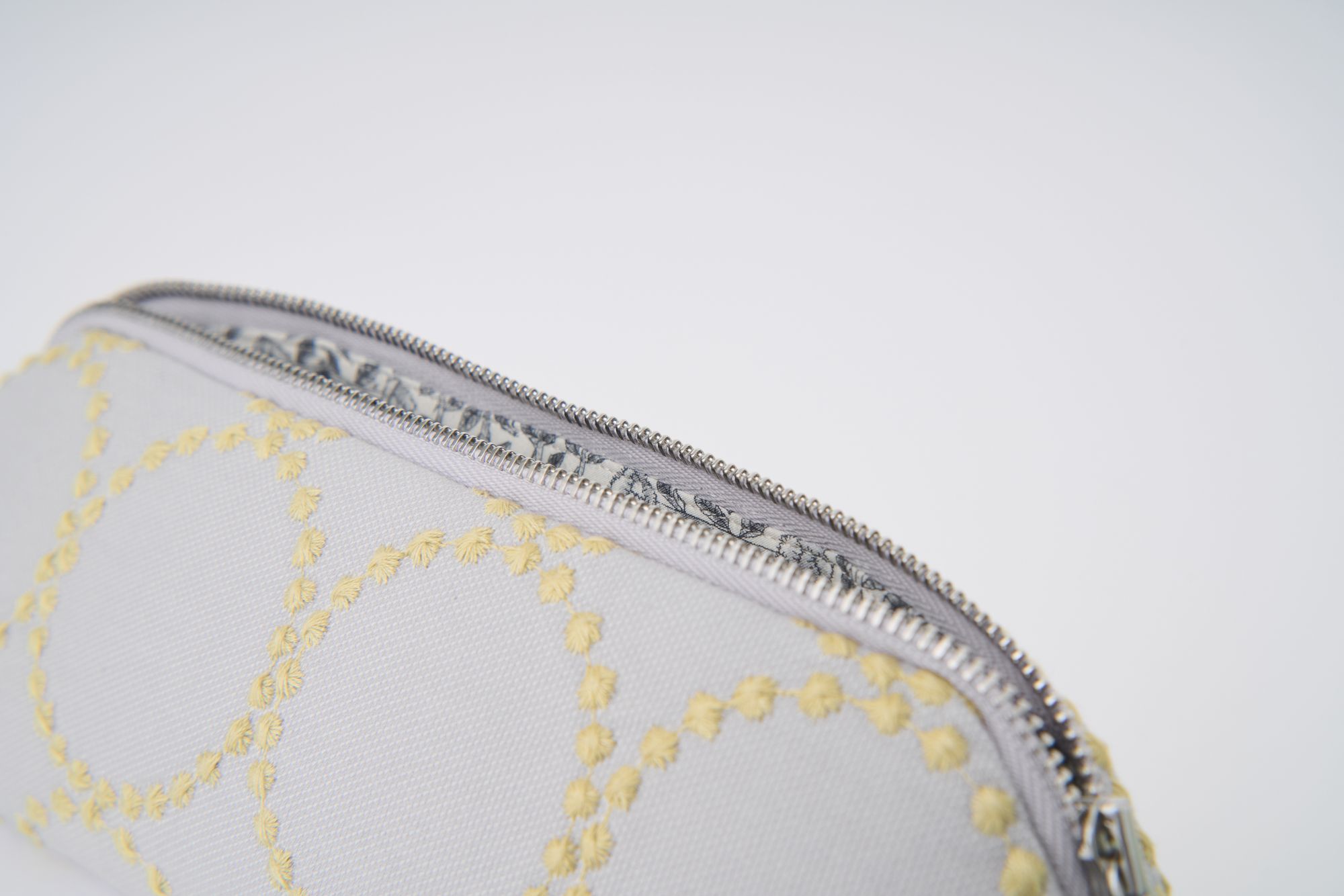 tambourine quartz pouch - minä perhonen