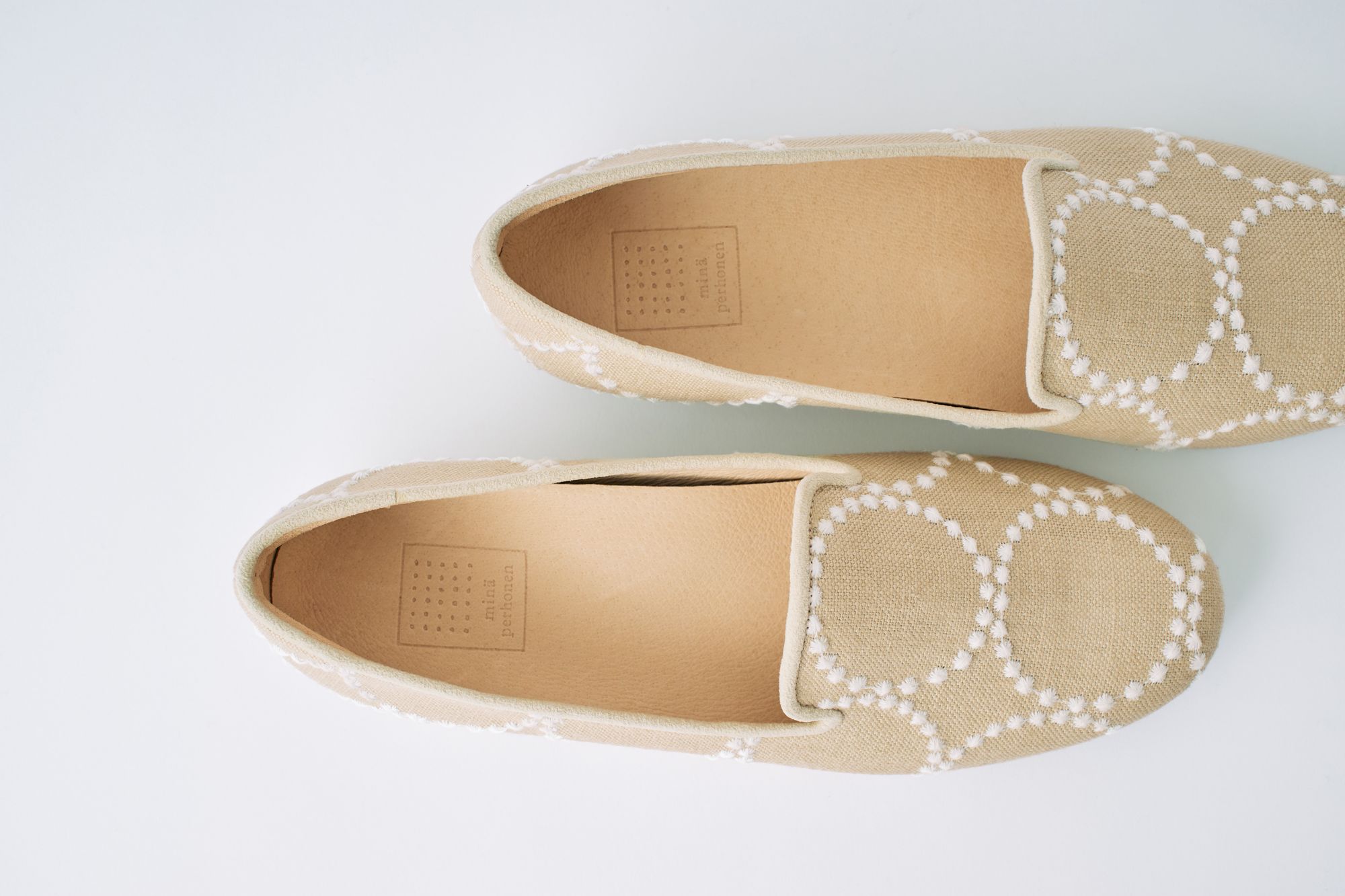 tambourine aurinko - minä perhonen