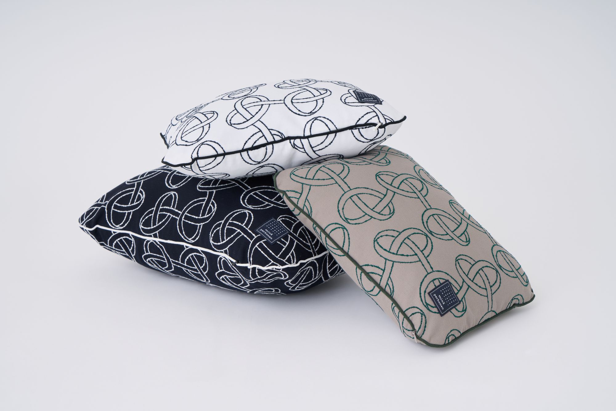 sitoa gnocchi cushion - minä perhonen