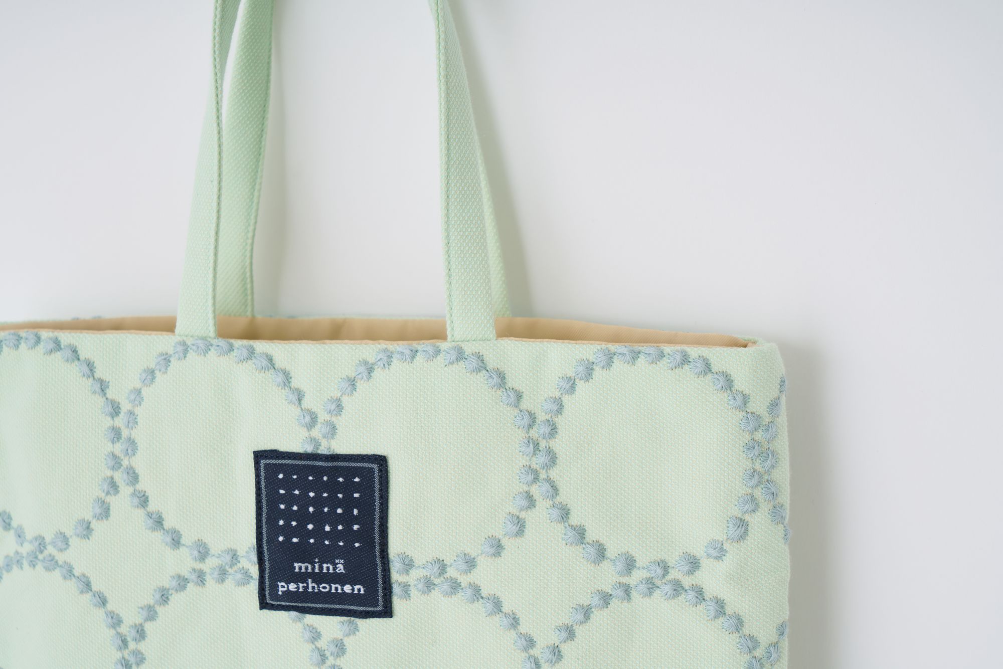 ミナペルホネン tambourine toast bag tambourine toast bag - minä perhonen