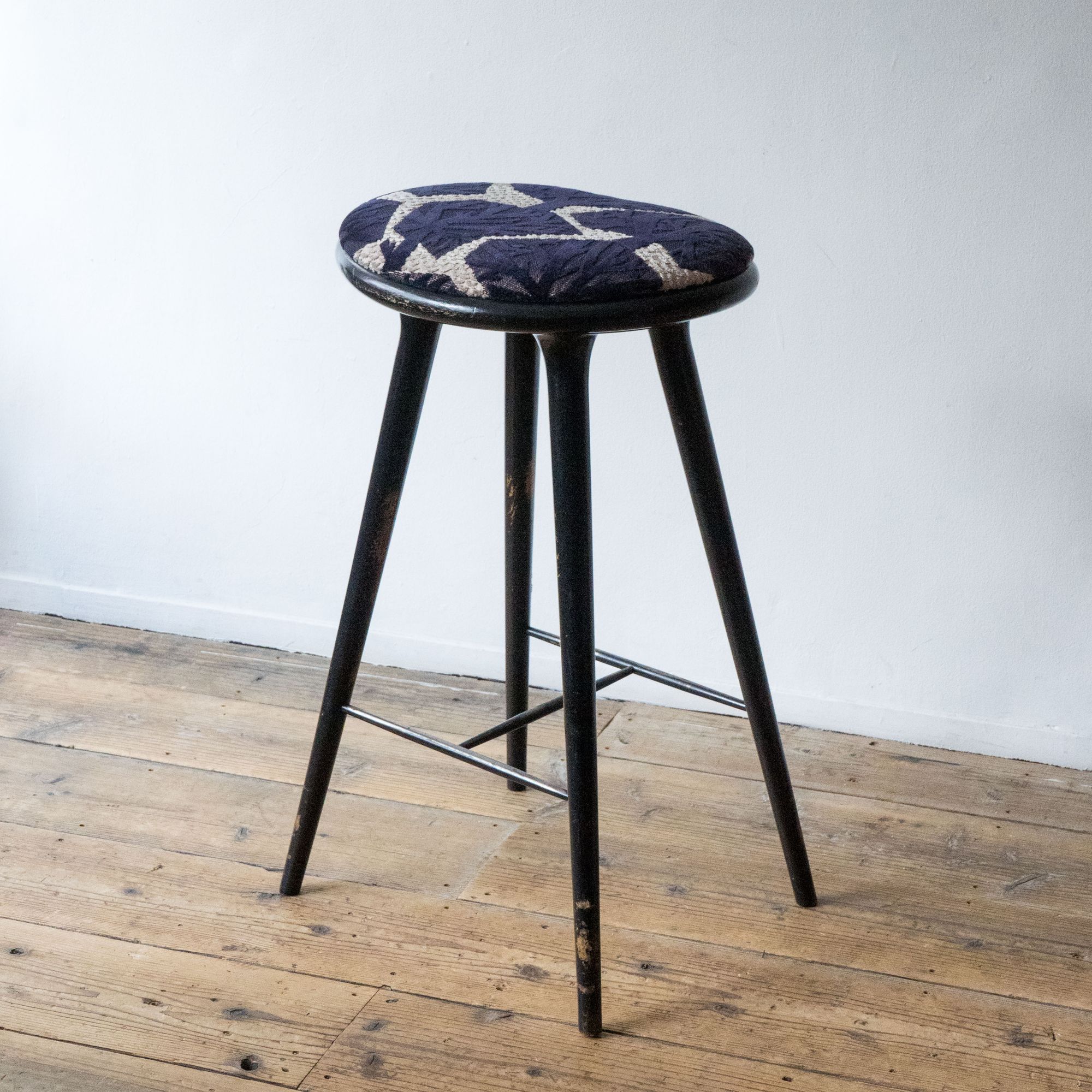 fogland High Stool - minä perhonen